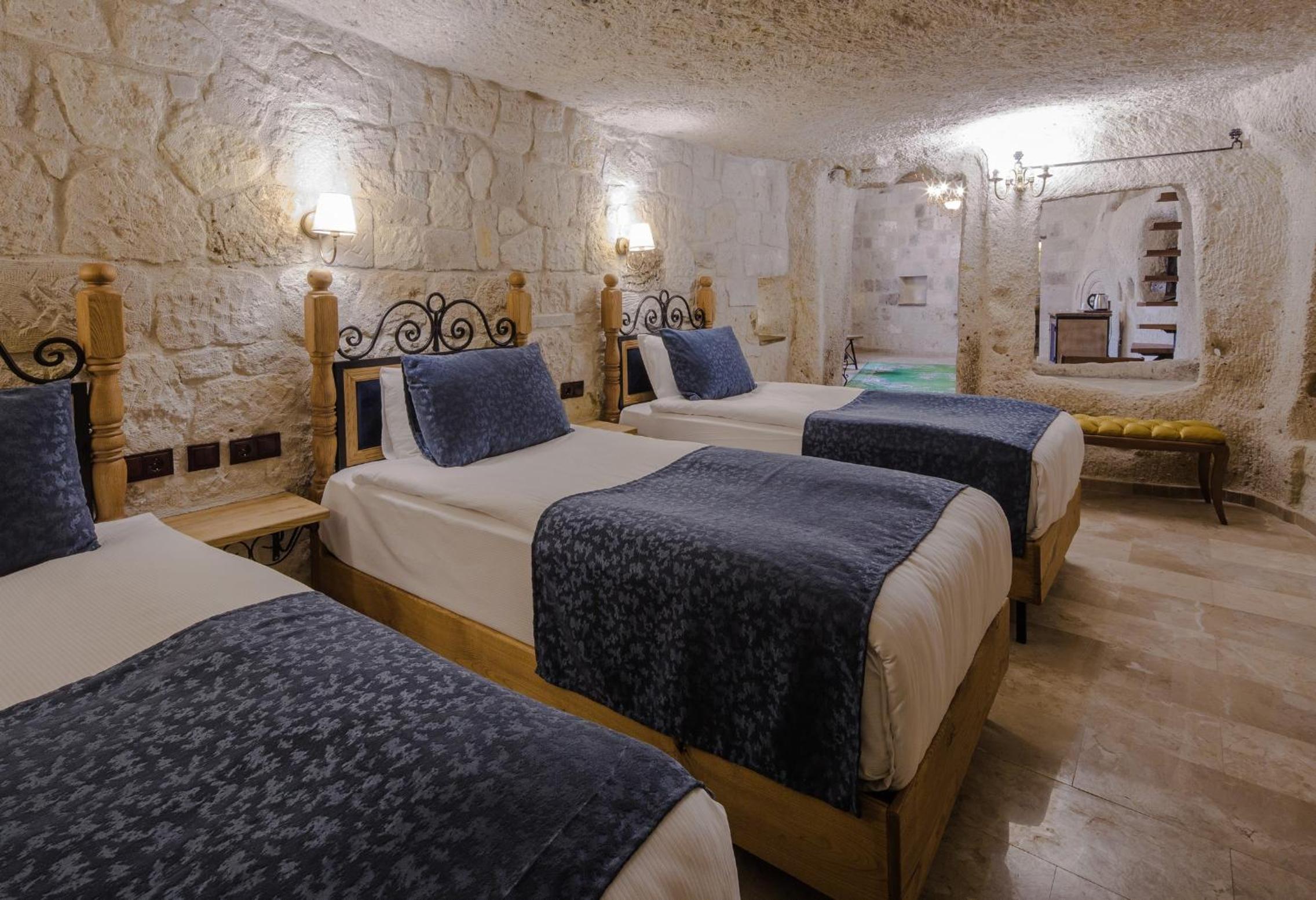 Triple Room with Terrace