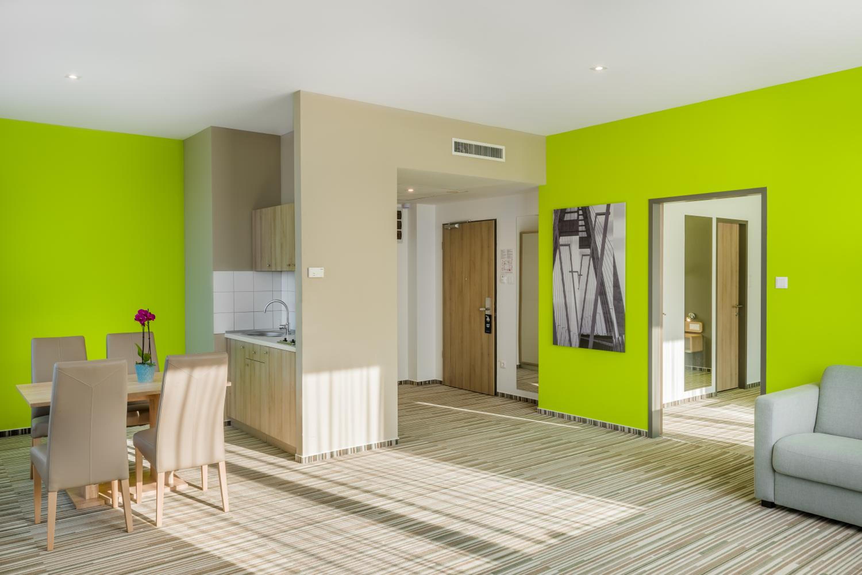 Budapest Suite - Photo 15