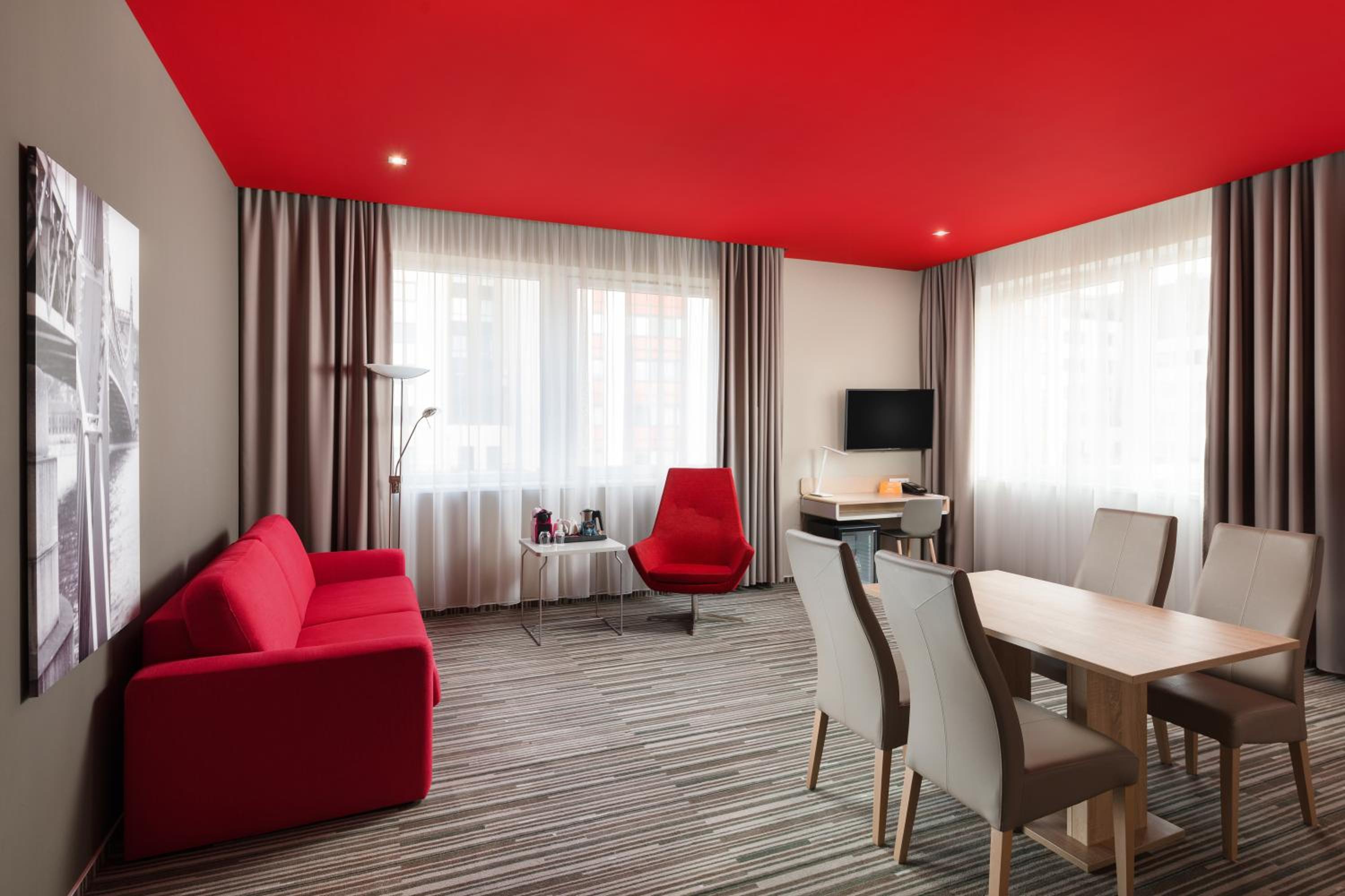 Budapest Suite - Photo 19