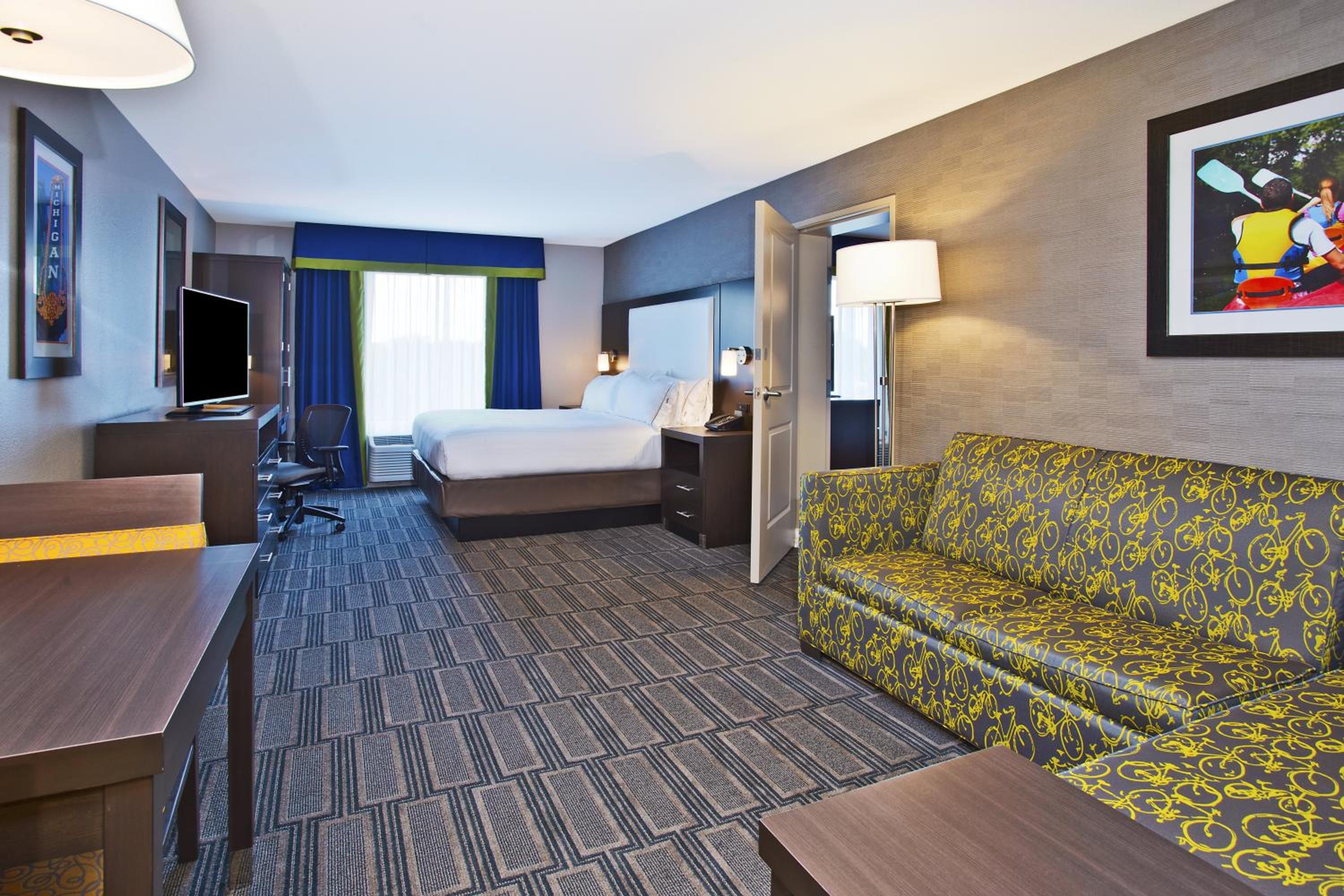 Suite with Two King Beds