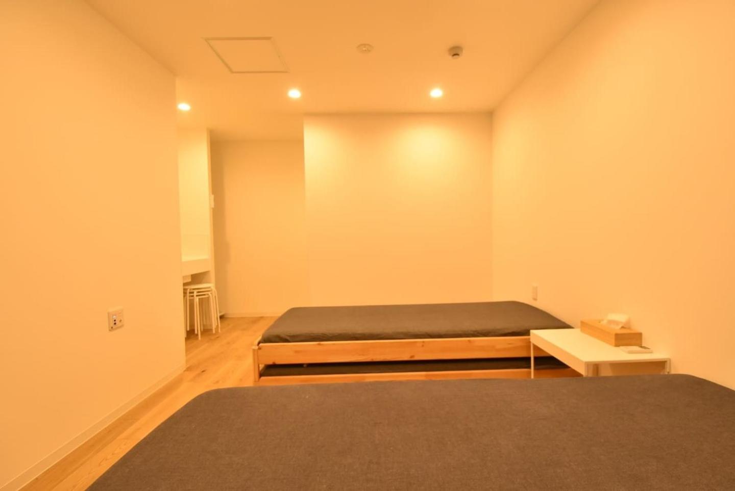 Quadruple Room with Private Bathroom photo 2
