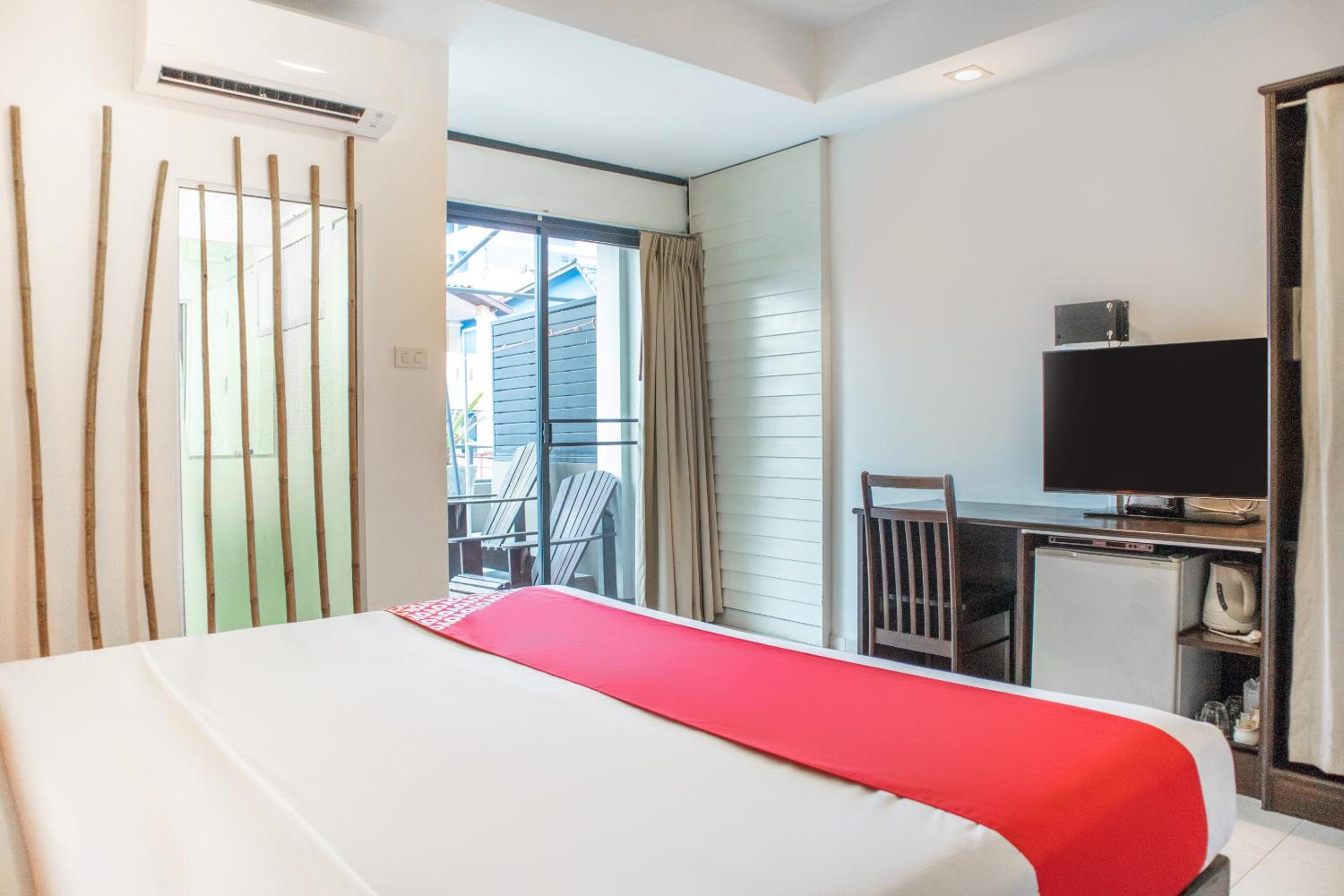 Superior King Room - Photo 5