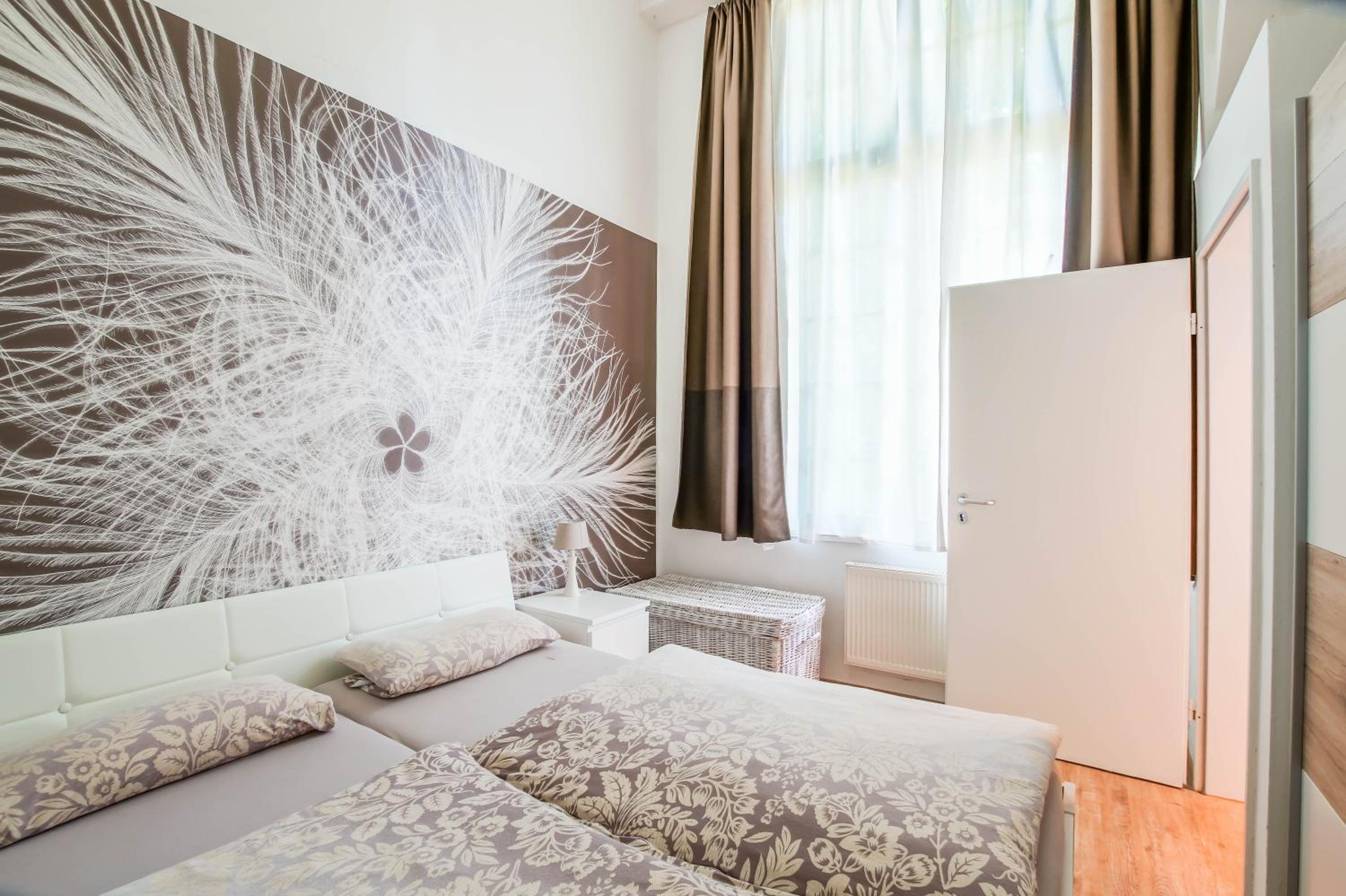 Double Room - Photo 4