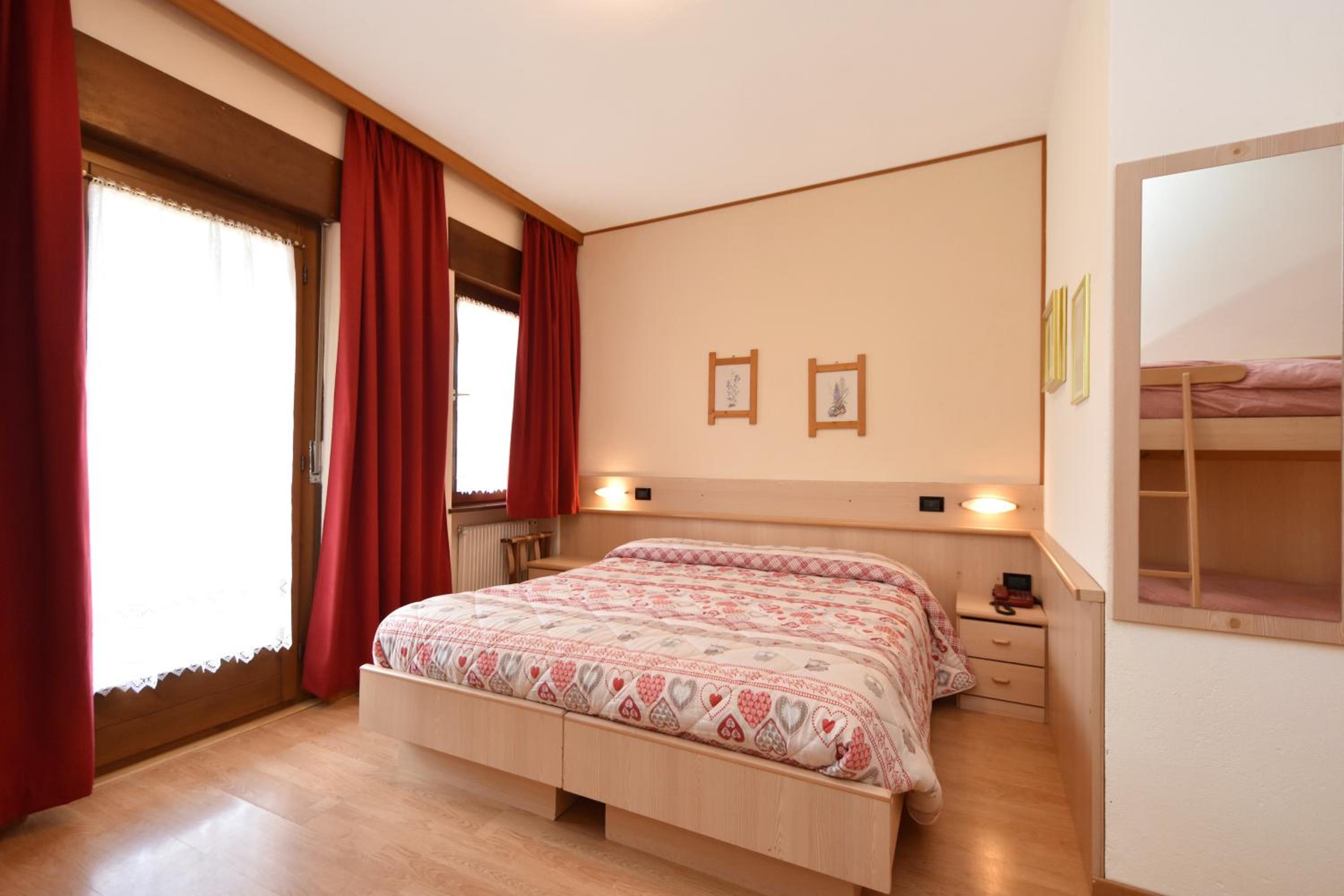 Comfort Quadruple Room - Photo 3
