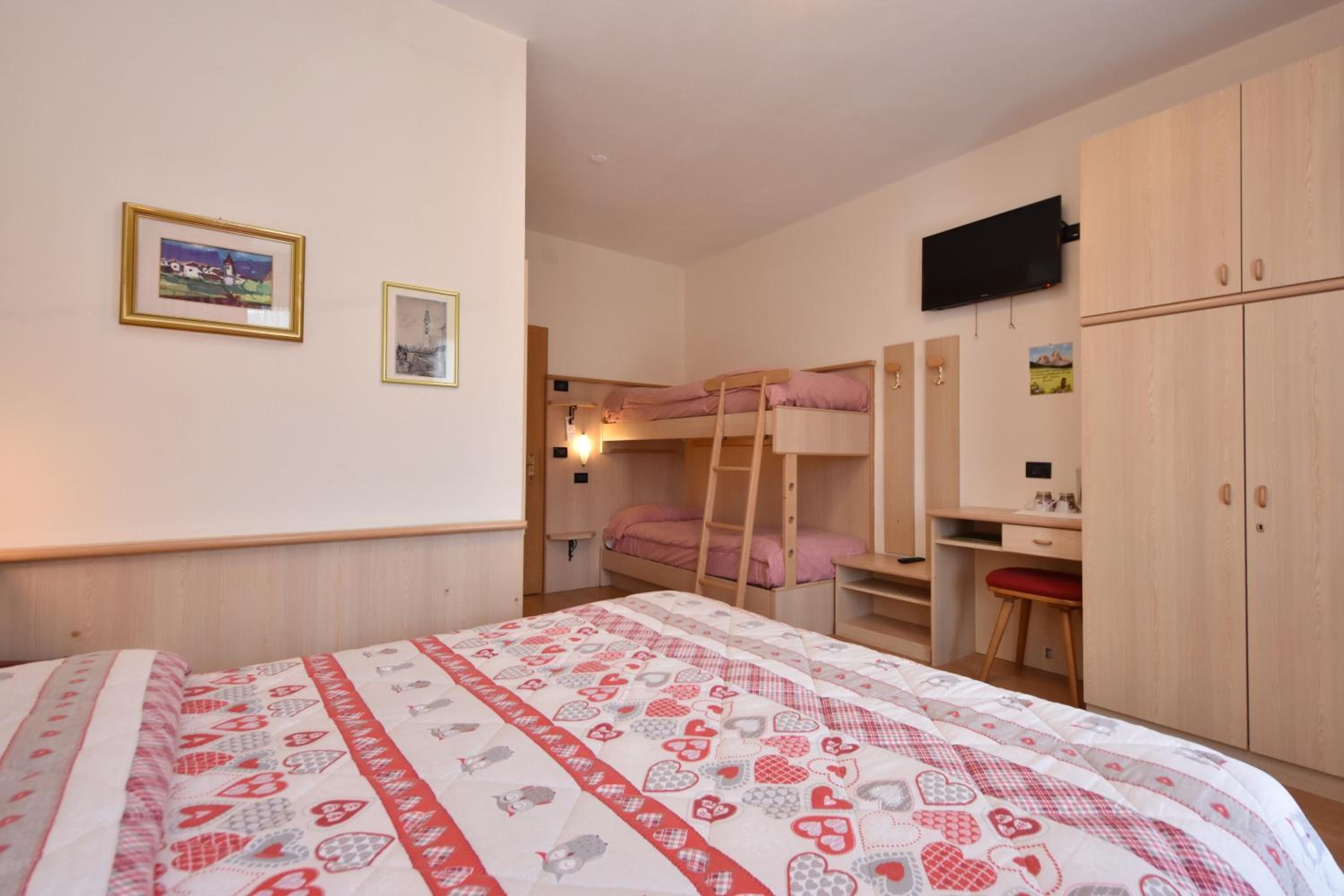 Comfort Quadruple Room - Photo 5