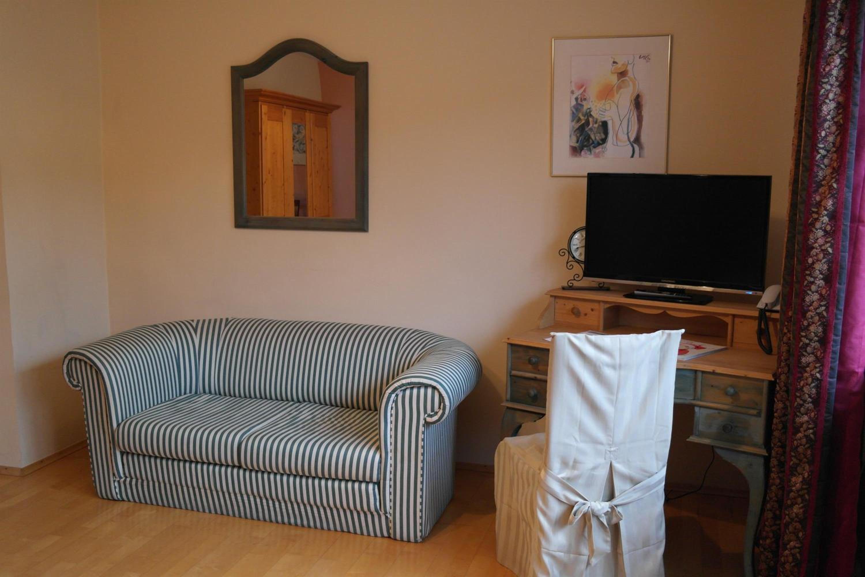 Large Double Room