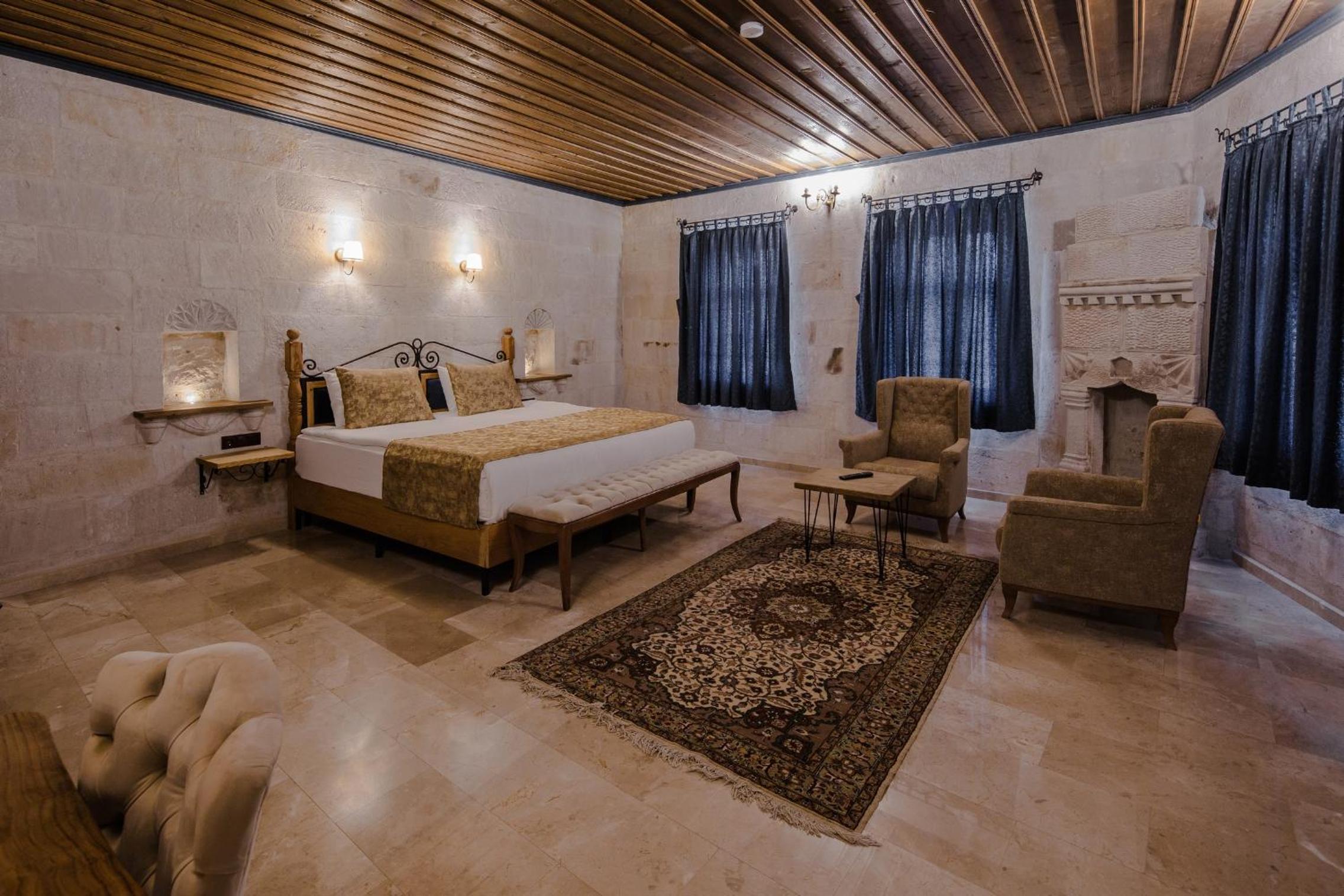 Junior Suite with Balcony