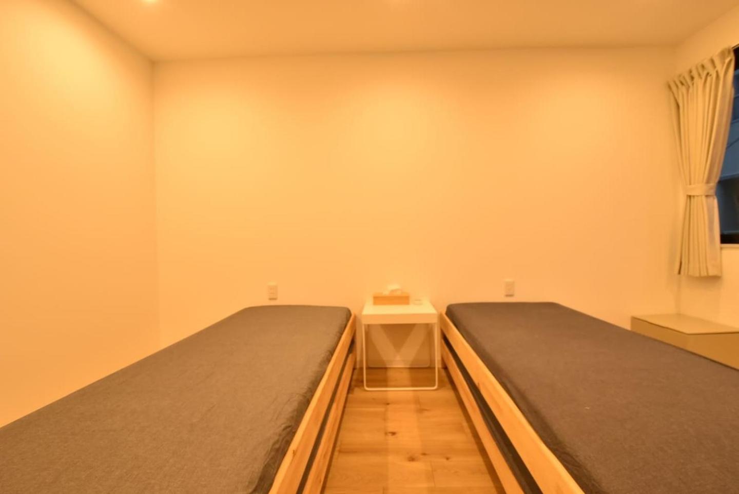 Quadruple Room with Private Bathroom photo 3