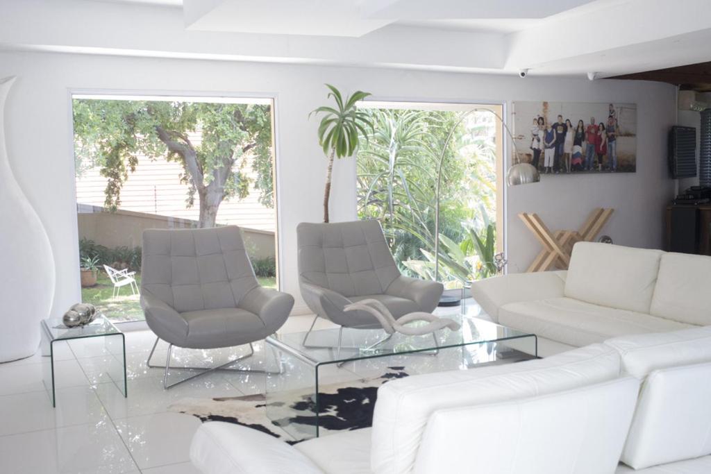 Deluxe King Room - Photo 19