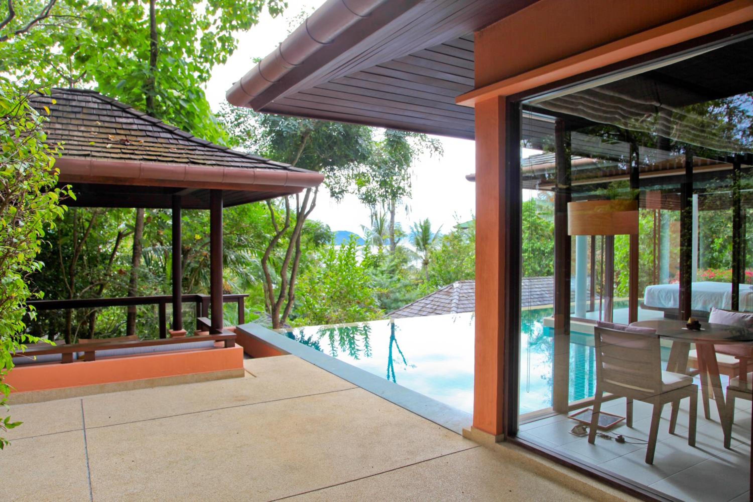 1BR Pool Villa Garden View - Photo 2