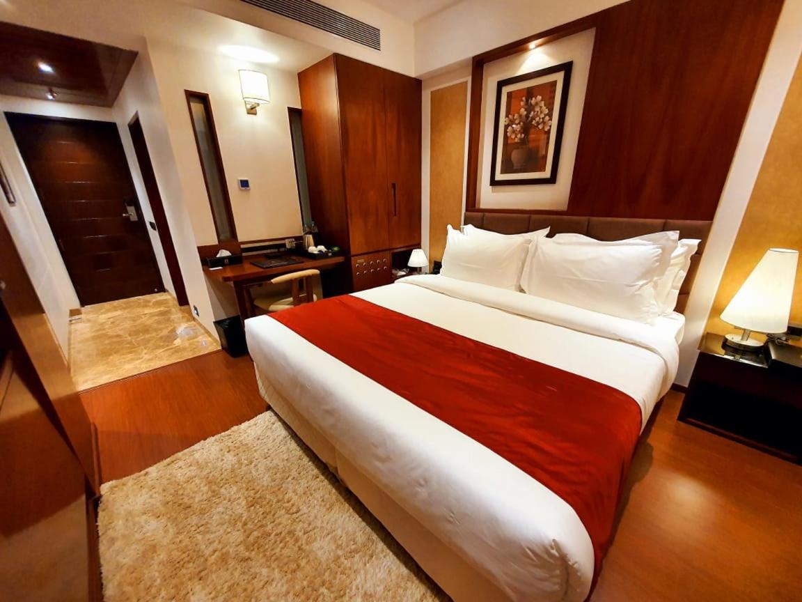 Deluxe Double Room - Photo 5