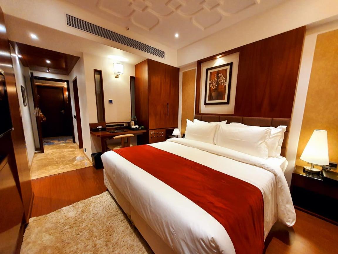 Deluxe Double Room - Photo 1