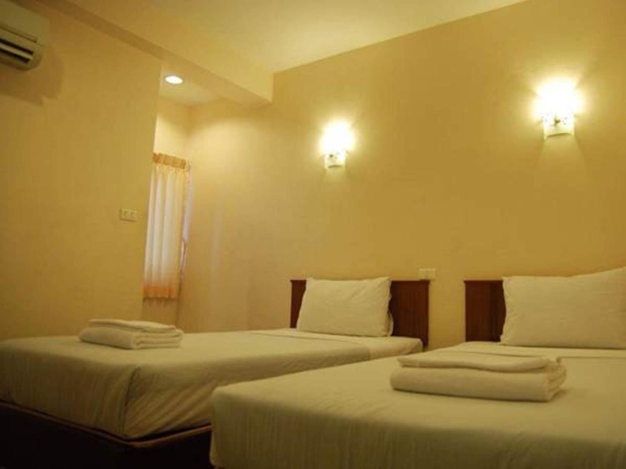Standard Double or Twin Room photo 2