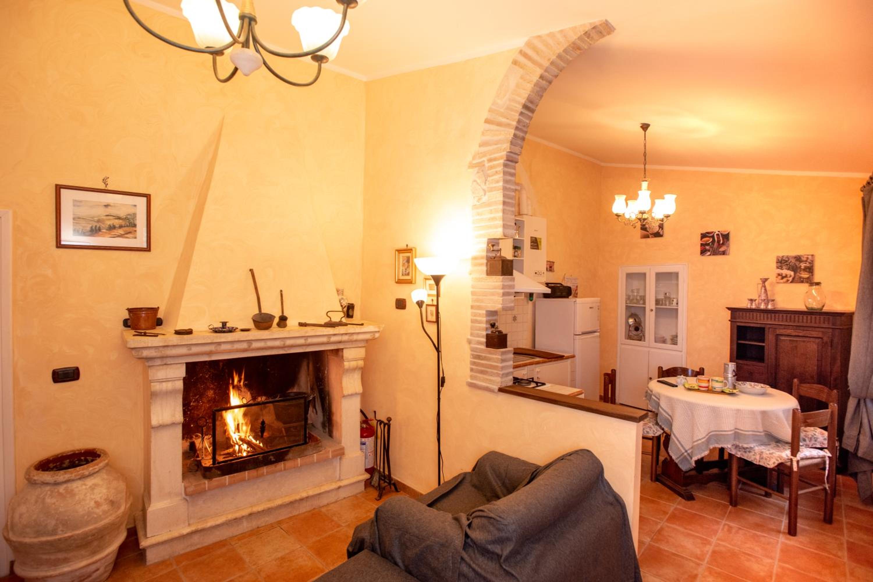 One-Bedroom House - Photo 15