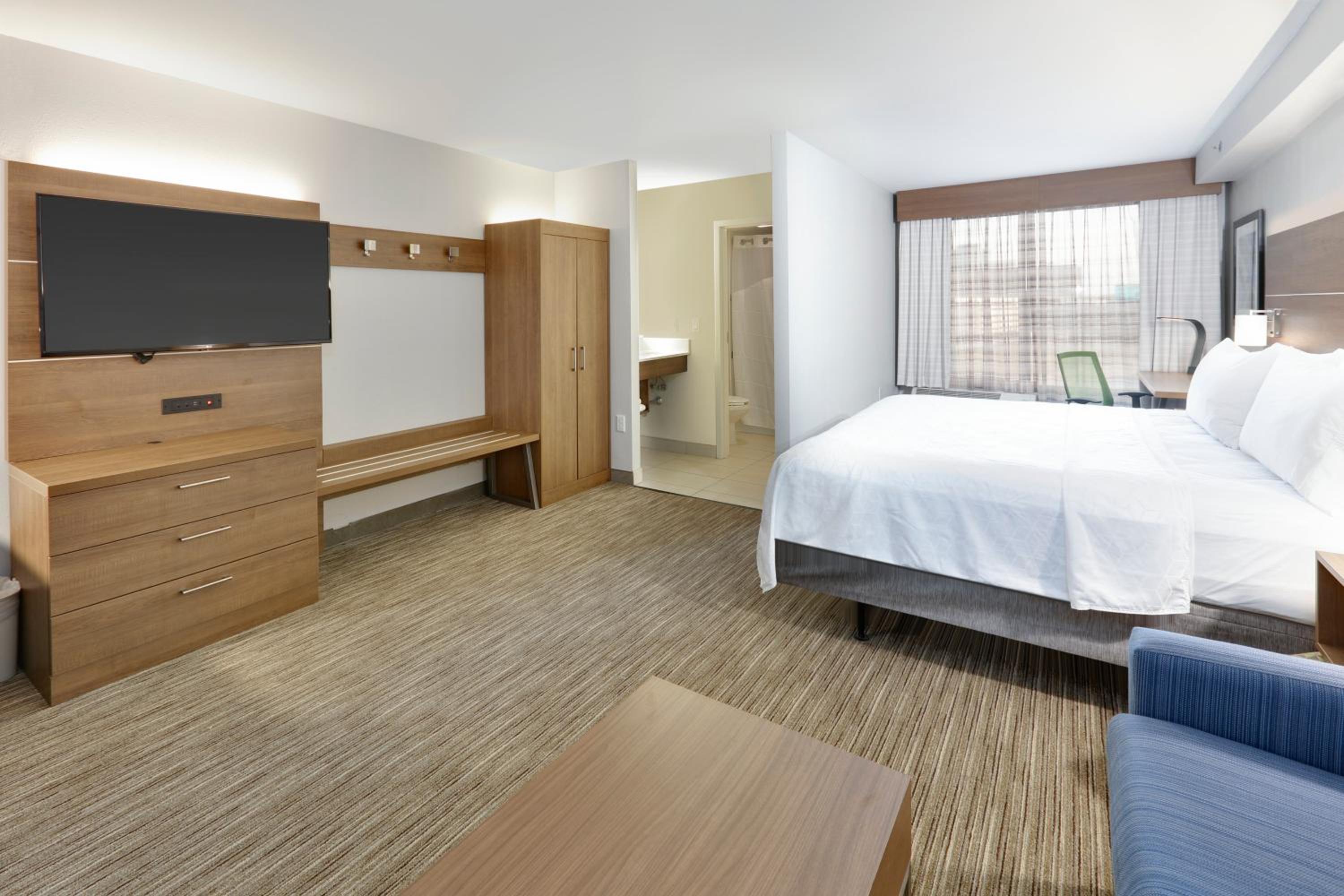 King Suite - Photo 4