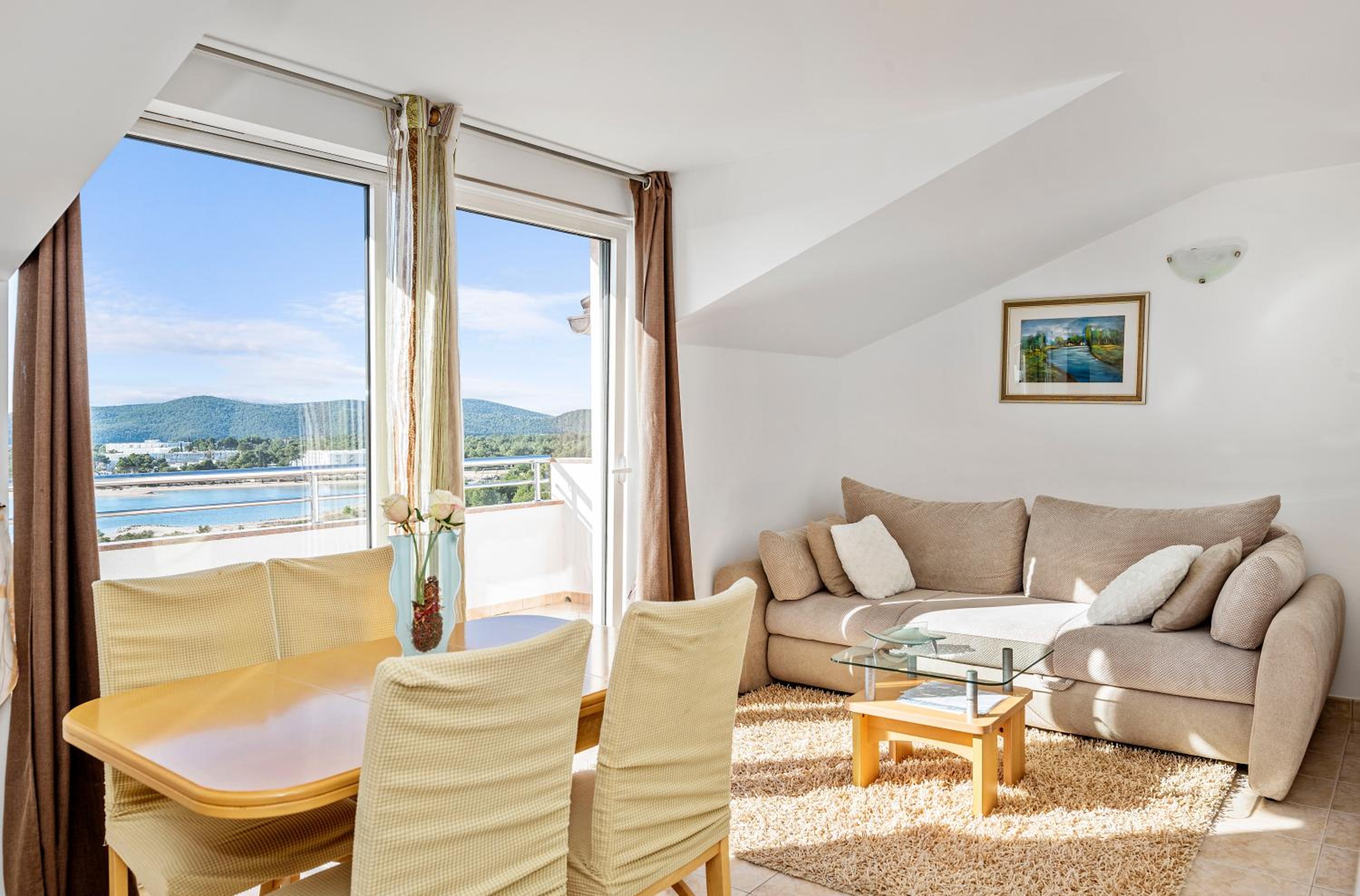 One-Bedroom Apartment With Spa Bath