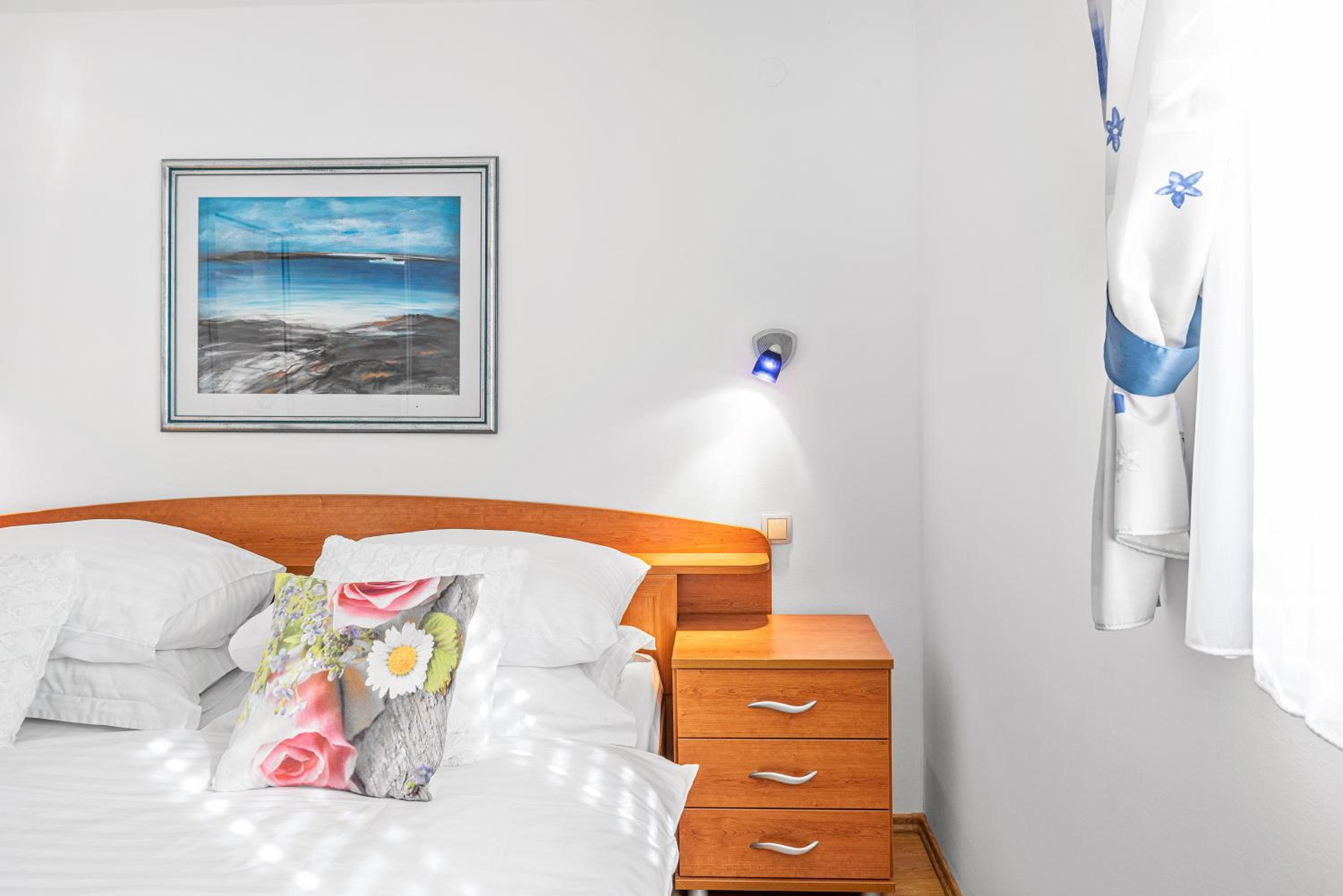 One-Bedroom Apartment With Sea View