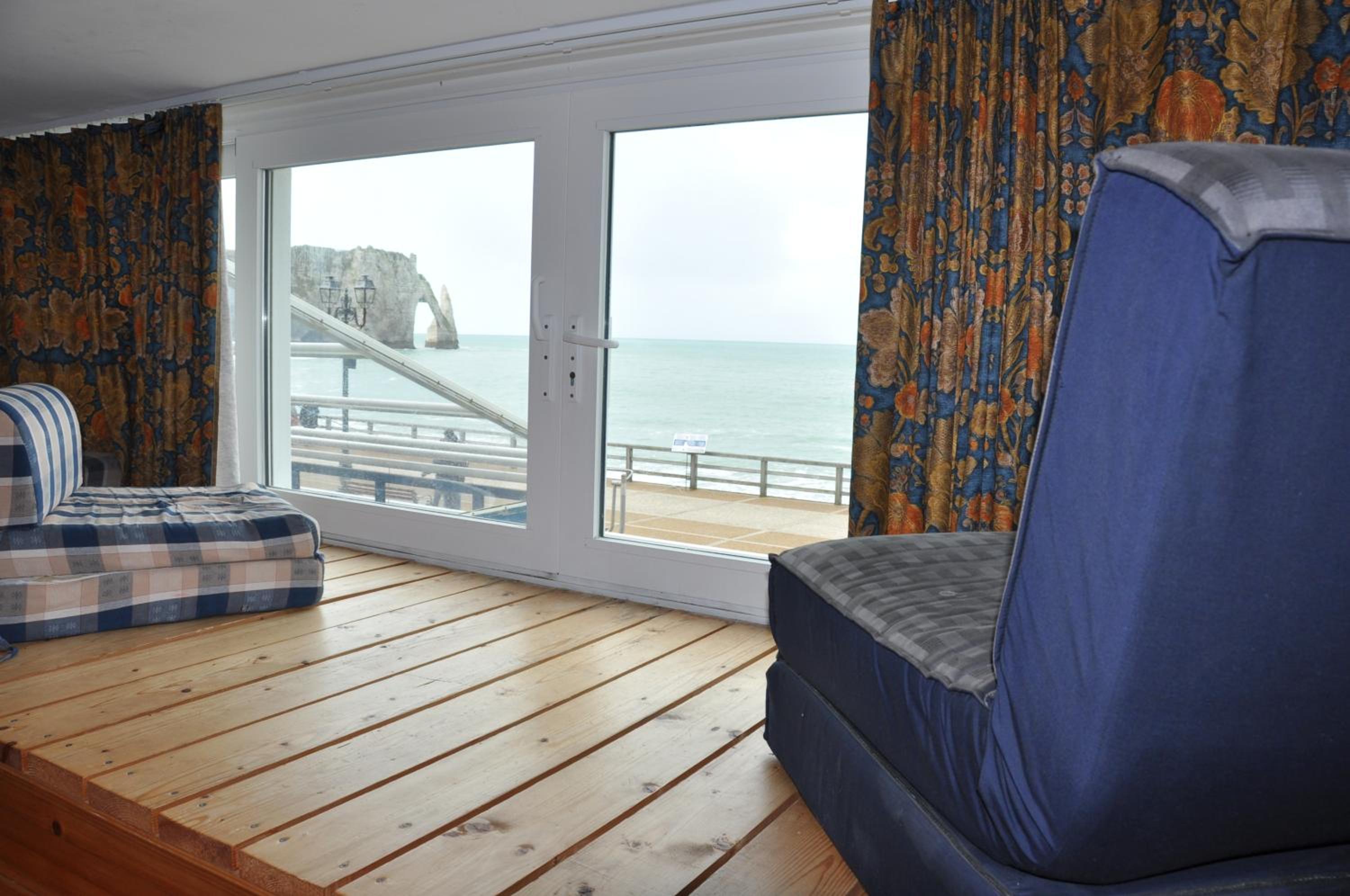 Apartment with Sea View photo 2