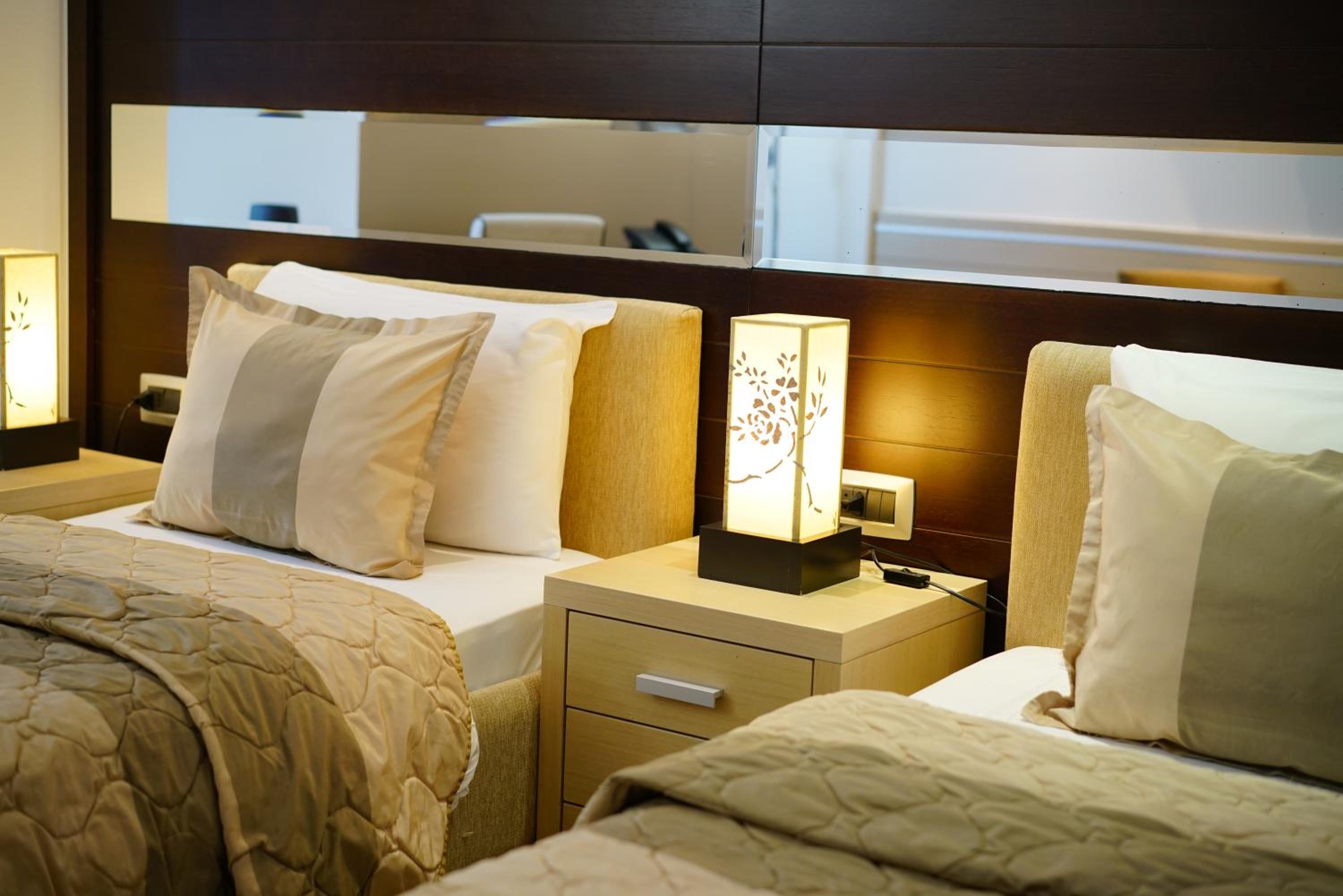 Twin Room - Photo 2