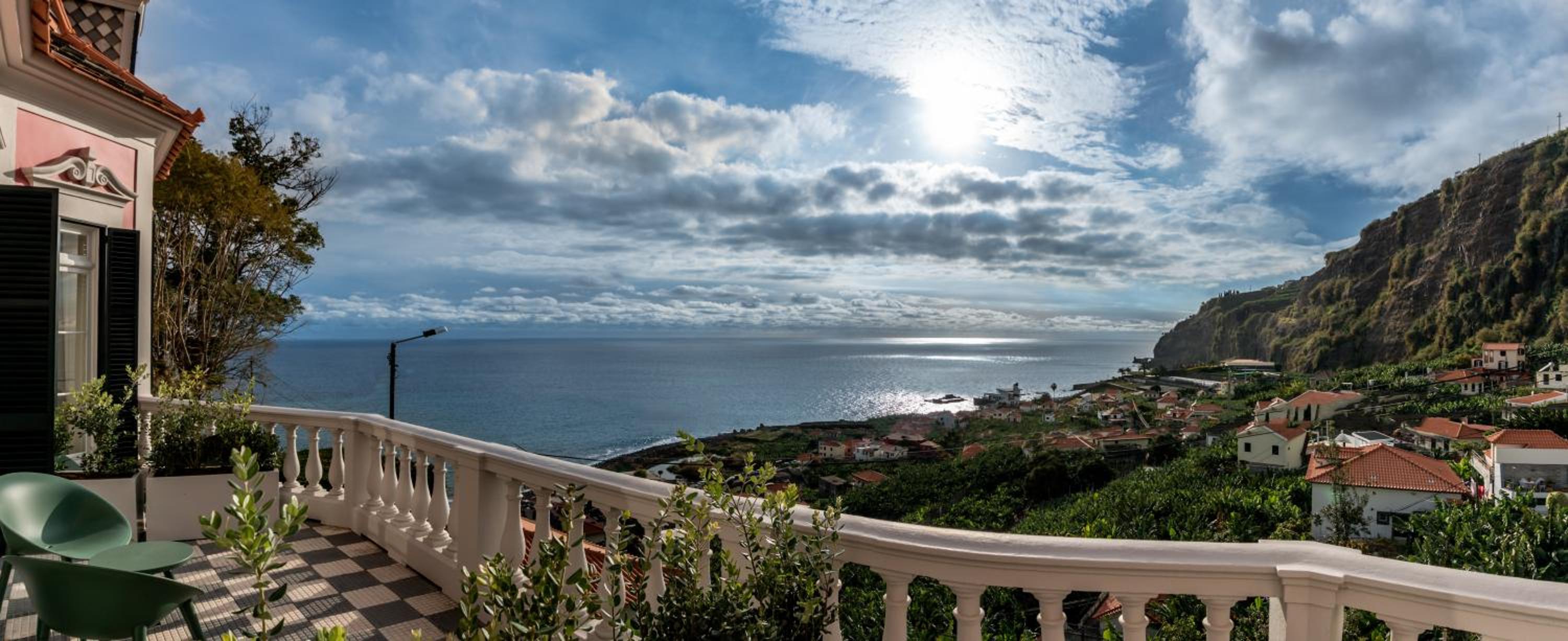 Suite with Sea View - Photo 12