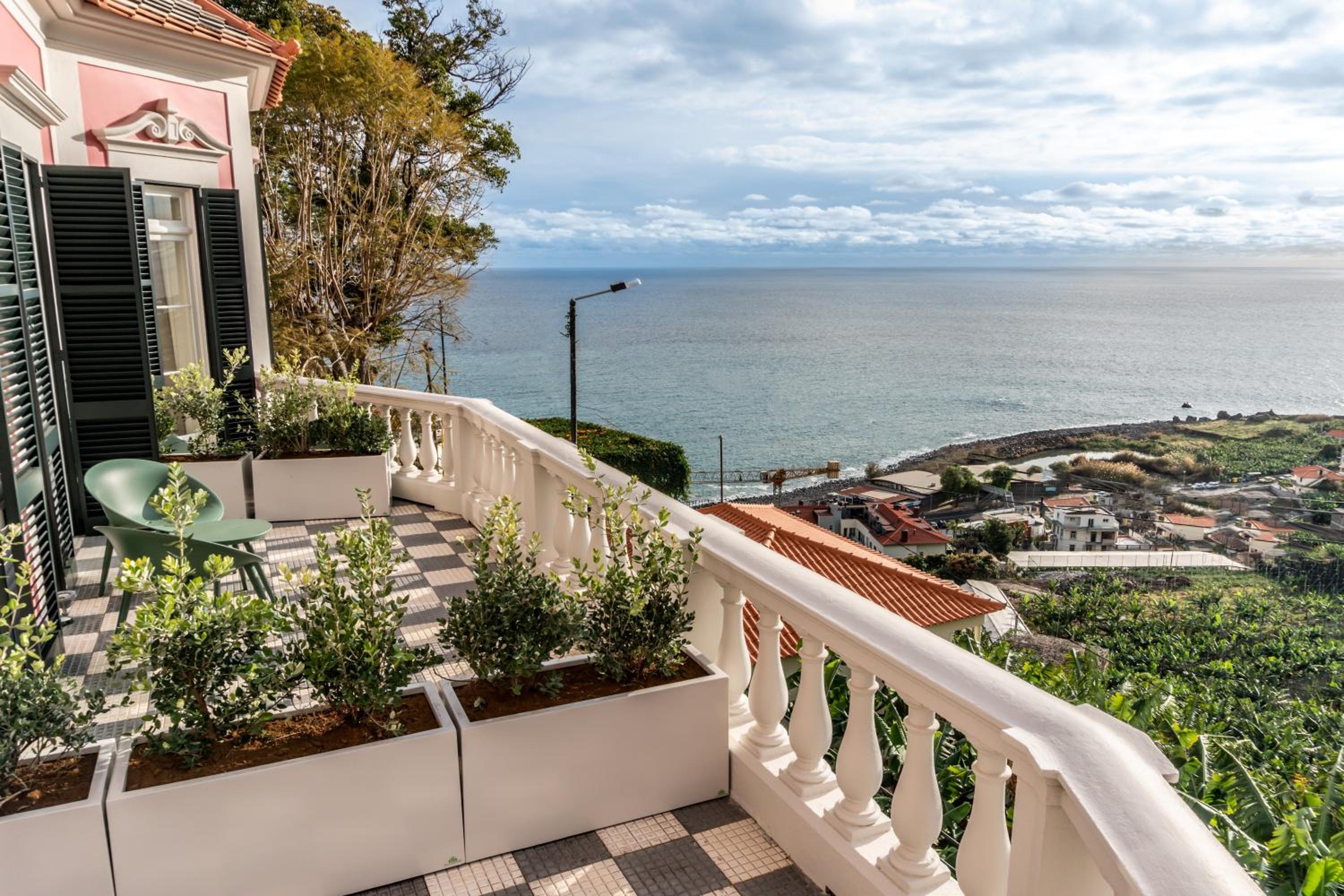 Suite with Sea View - Photo 14