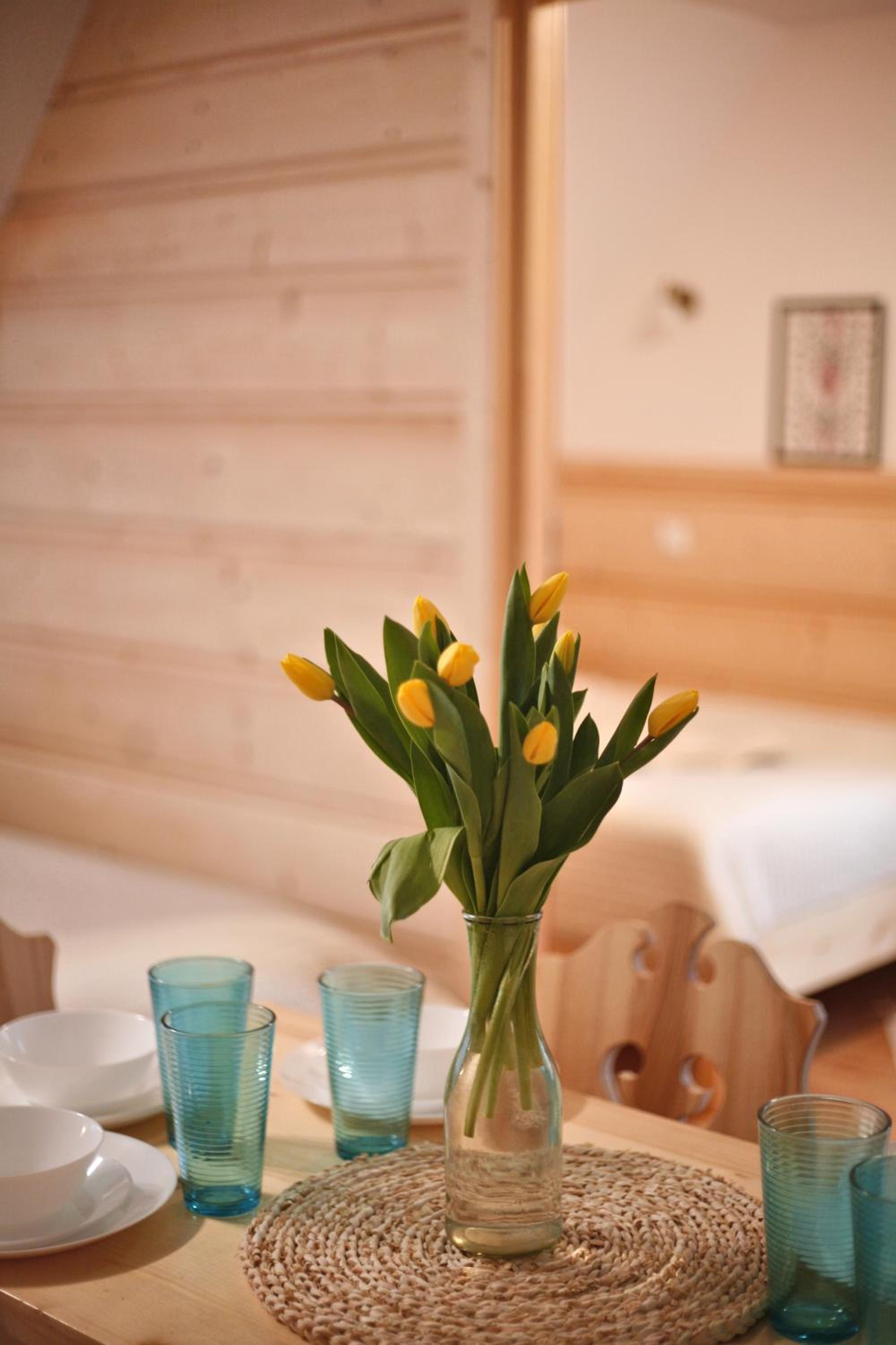 One-Bedroom Apartment - Photo 9