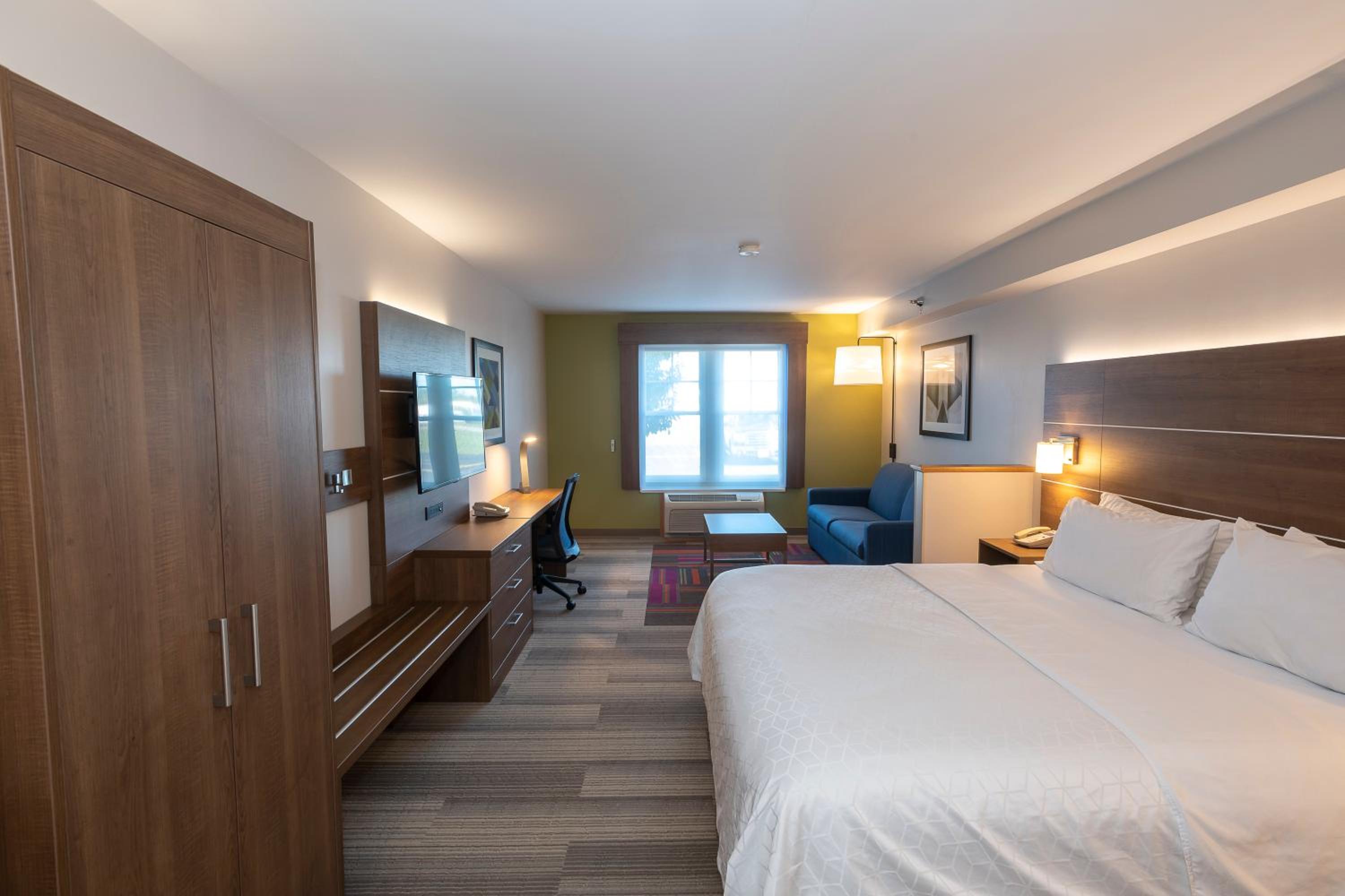 King Suite - Photo 4