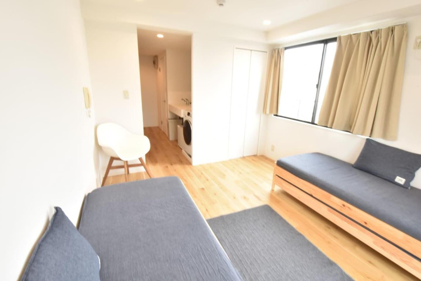 Quadruple Room with Private Bathroom photo 1