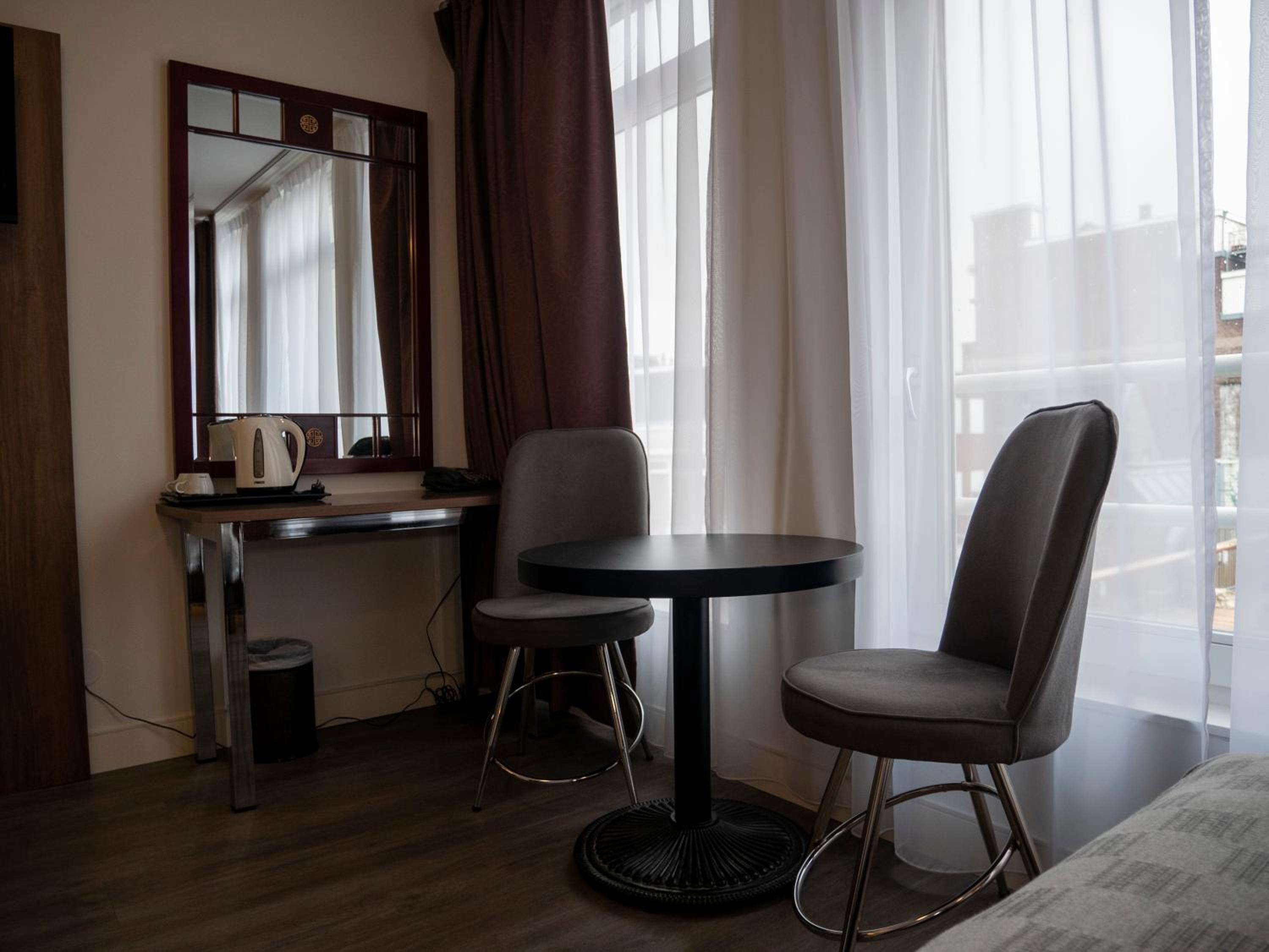 Deluxe Double Room - Photo 2