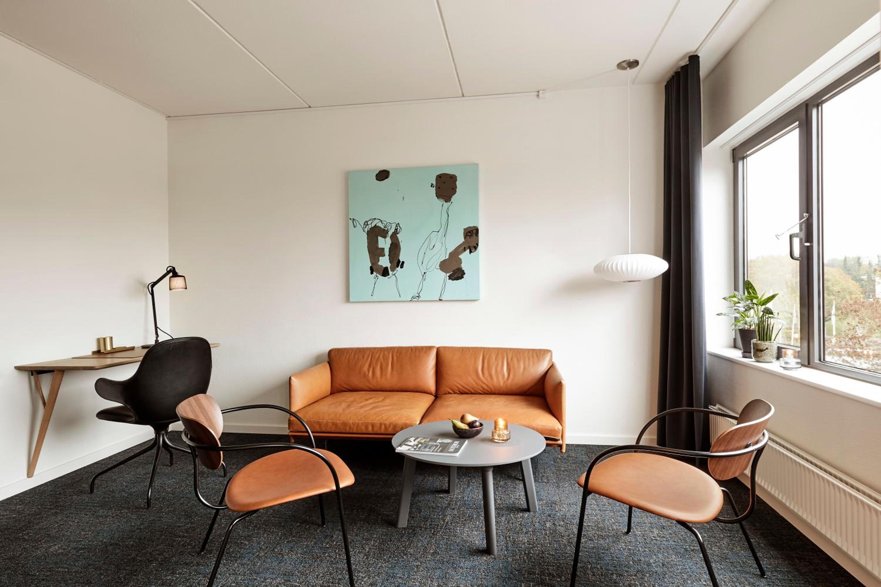 Suite - Photo 3