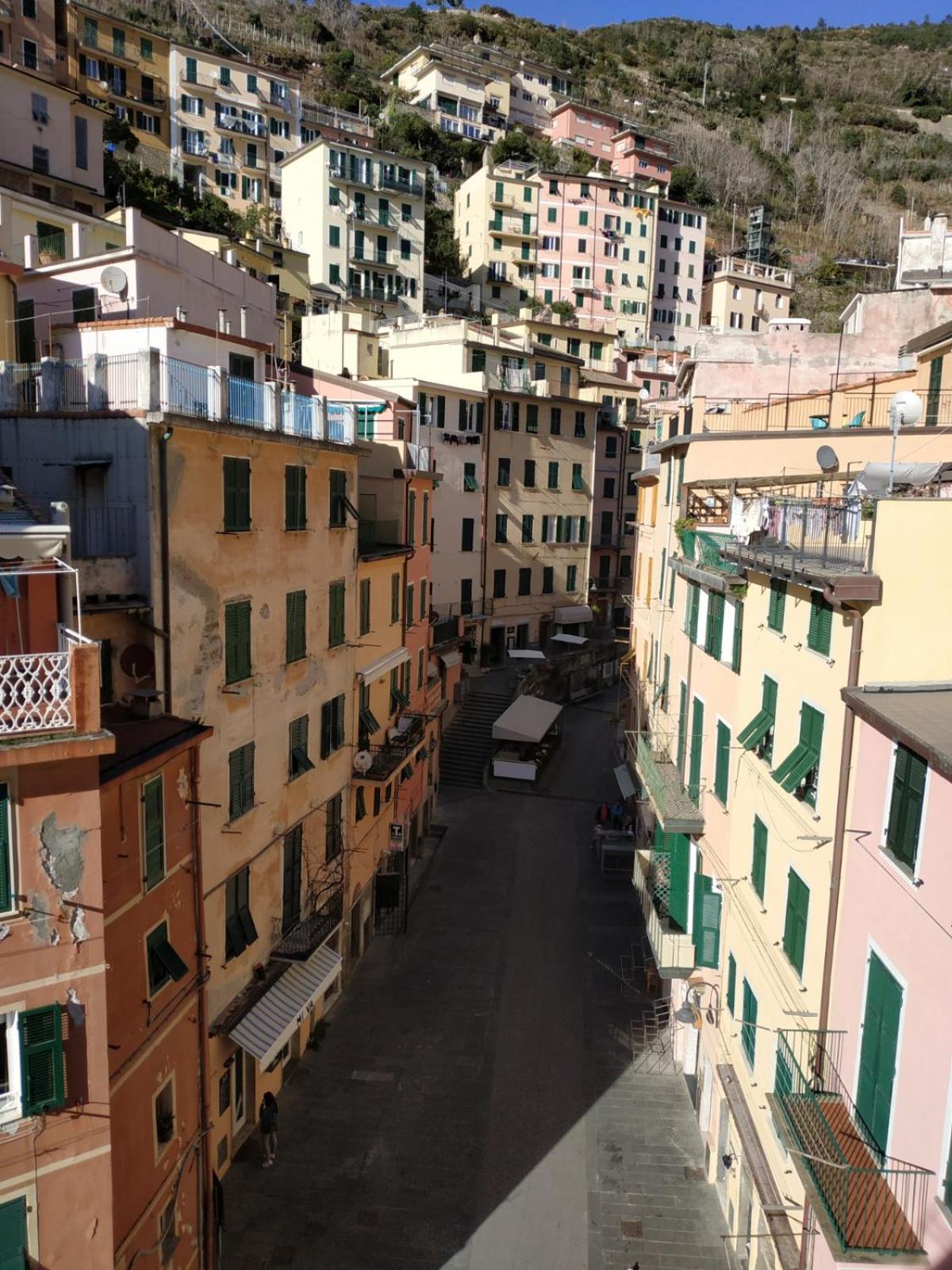 Apartment With Balcony photo 2