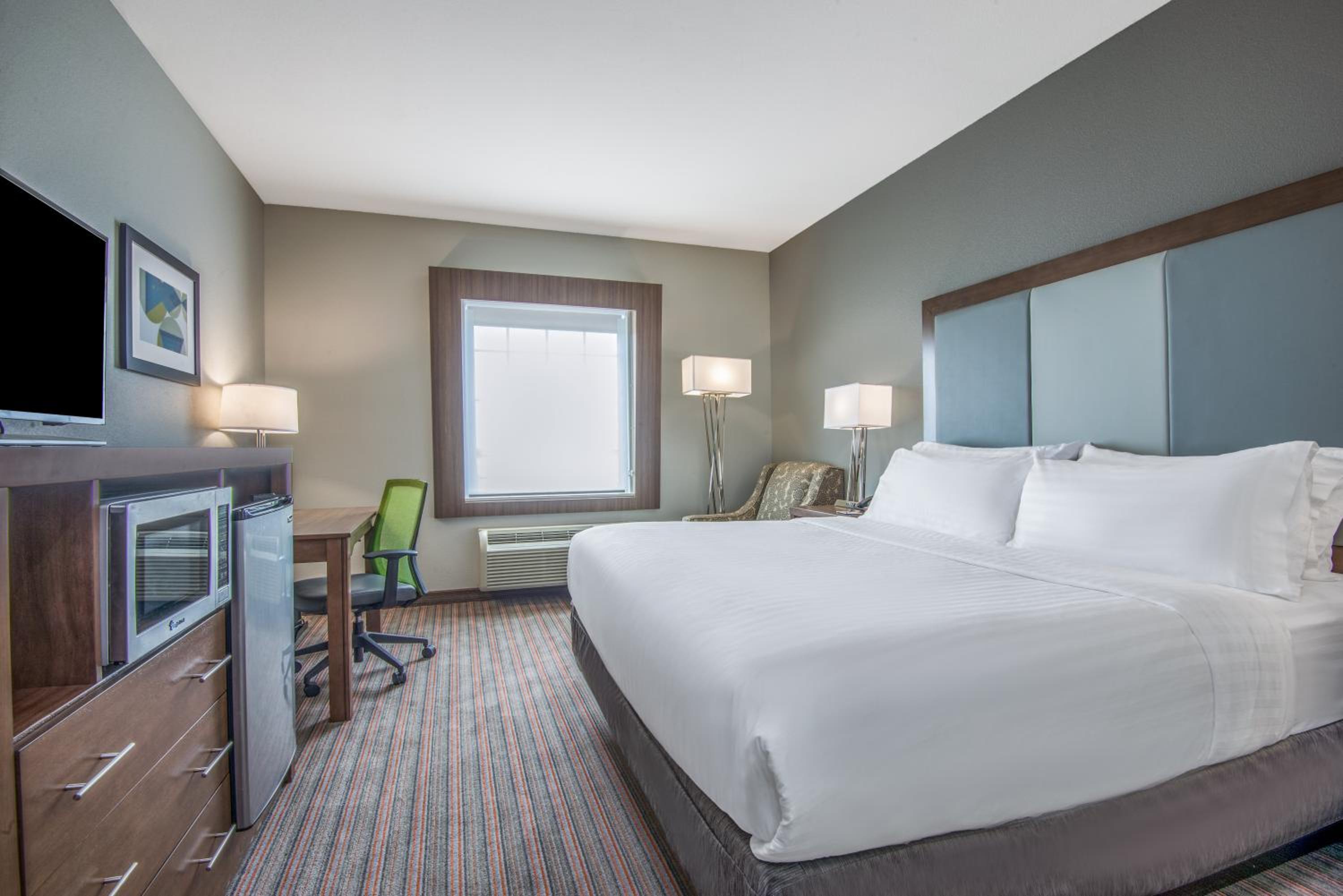 Holiday Inn Express & Suites Stillwater - University Area by IHG, Photo 2