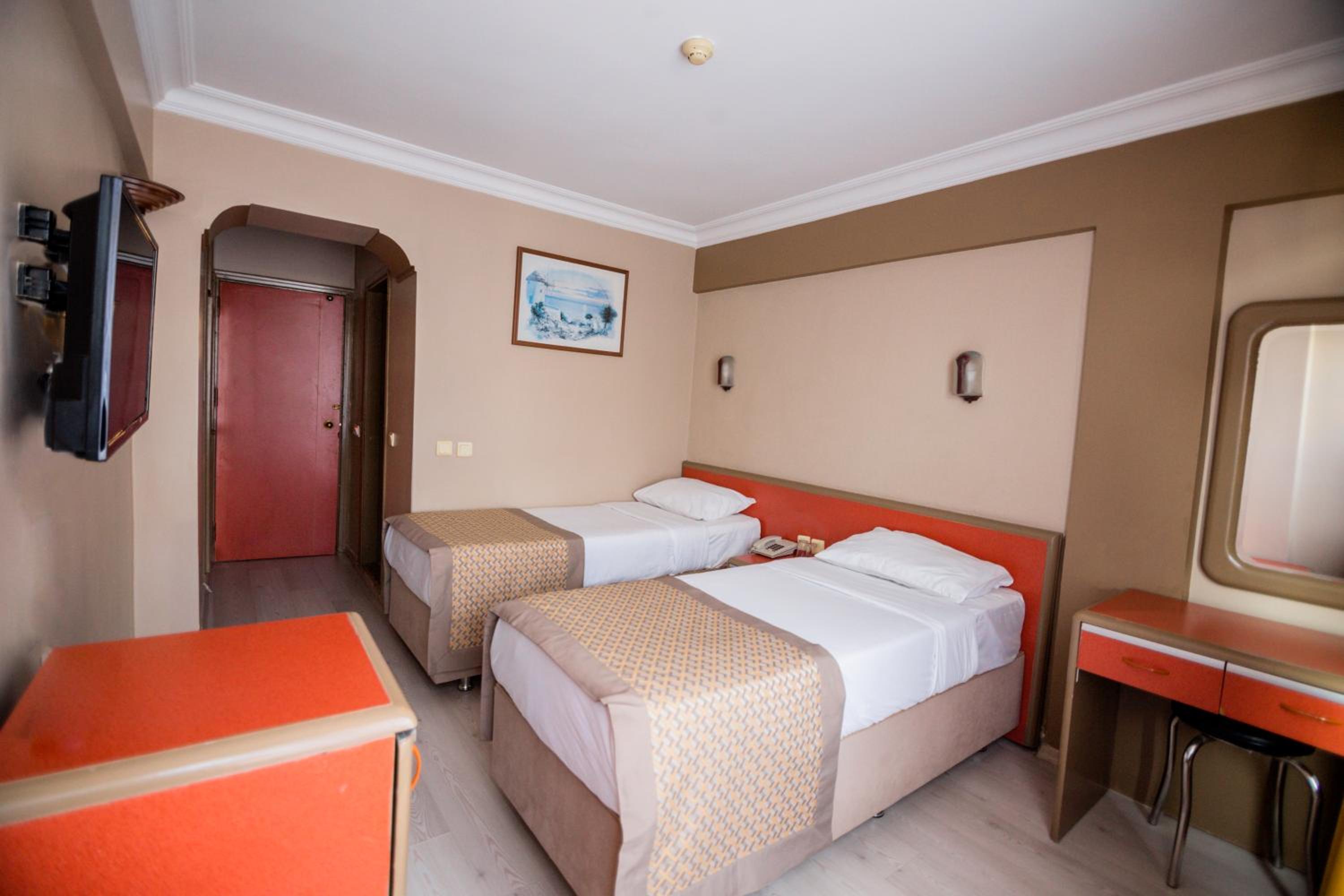 Double or Twin Room photo 1