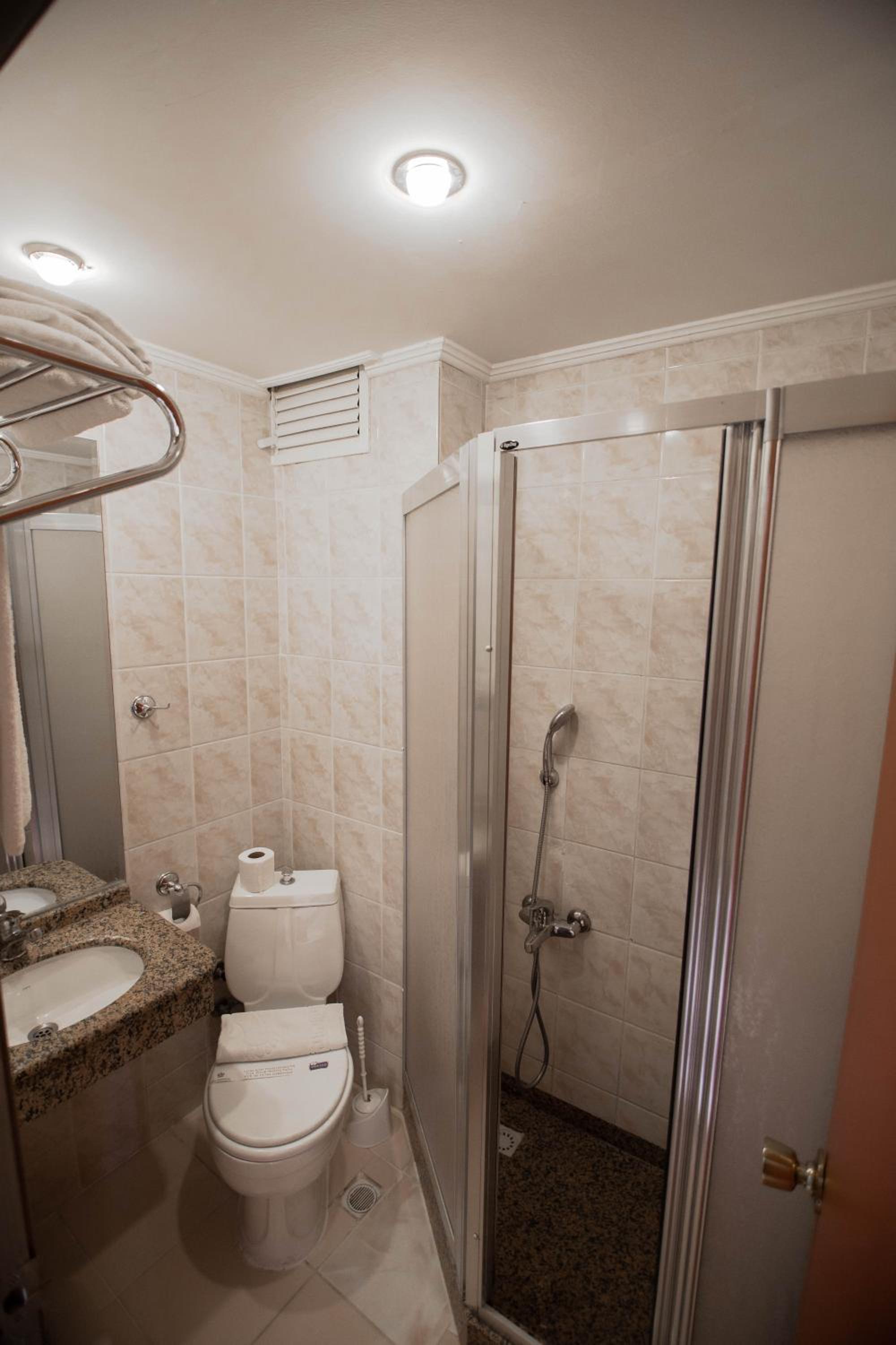 Quadruple Room photo 2