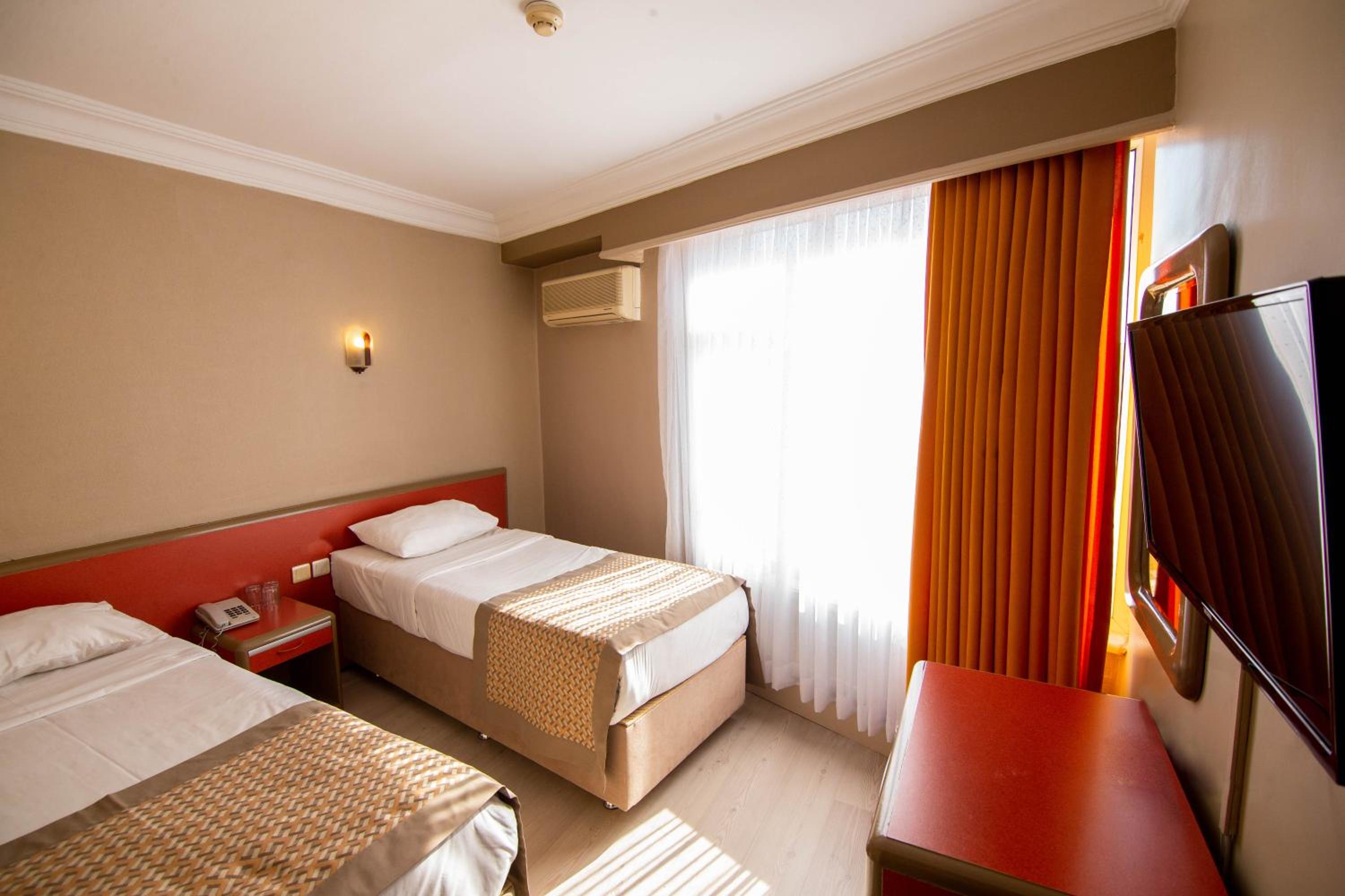 Quadruple Room photo 3