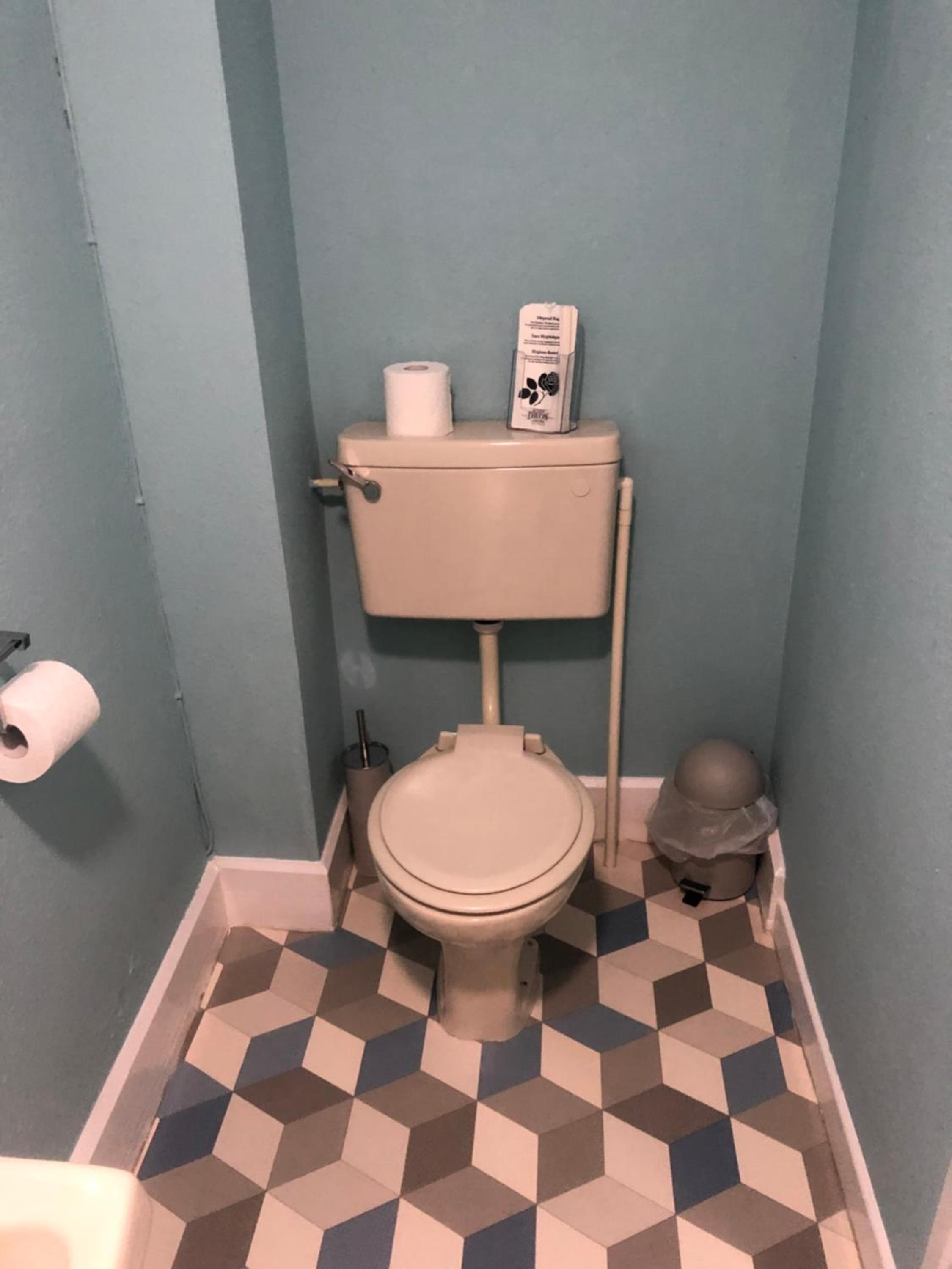 Standard Twin Room photo 2