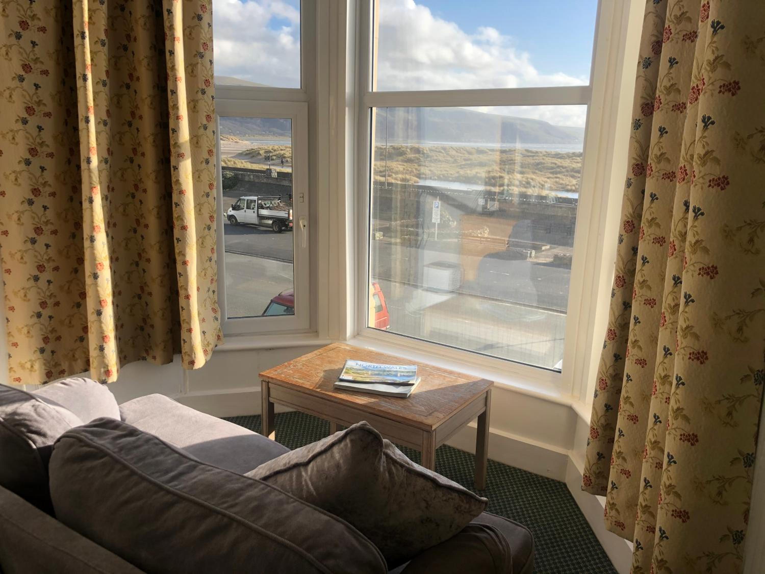 Deluxe Double Room with Sea View photo 2