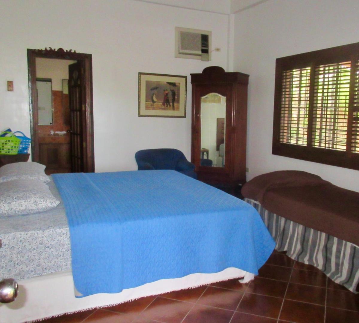 Classic Triple Room photo 1