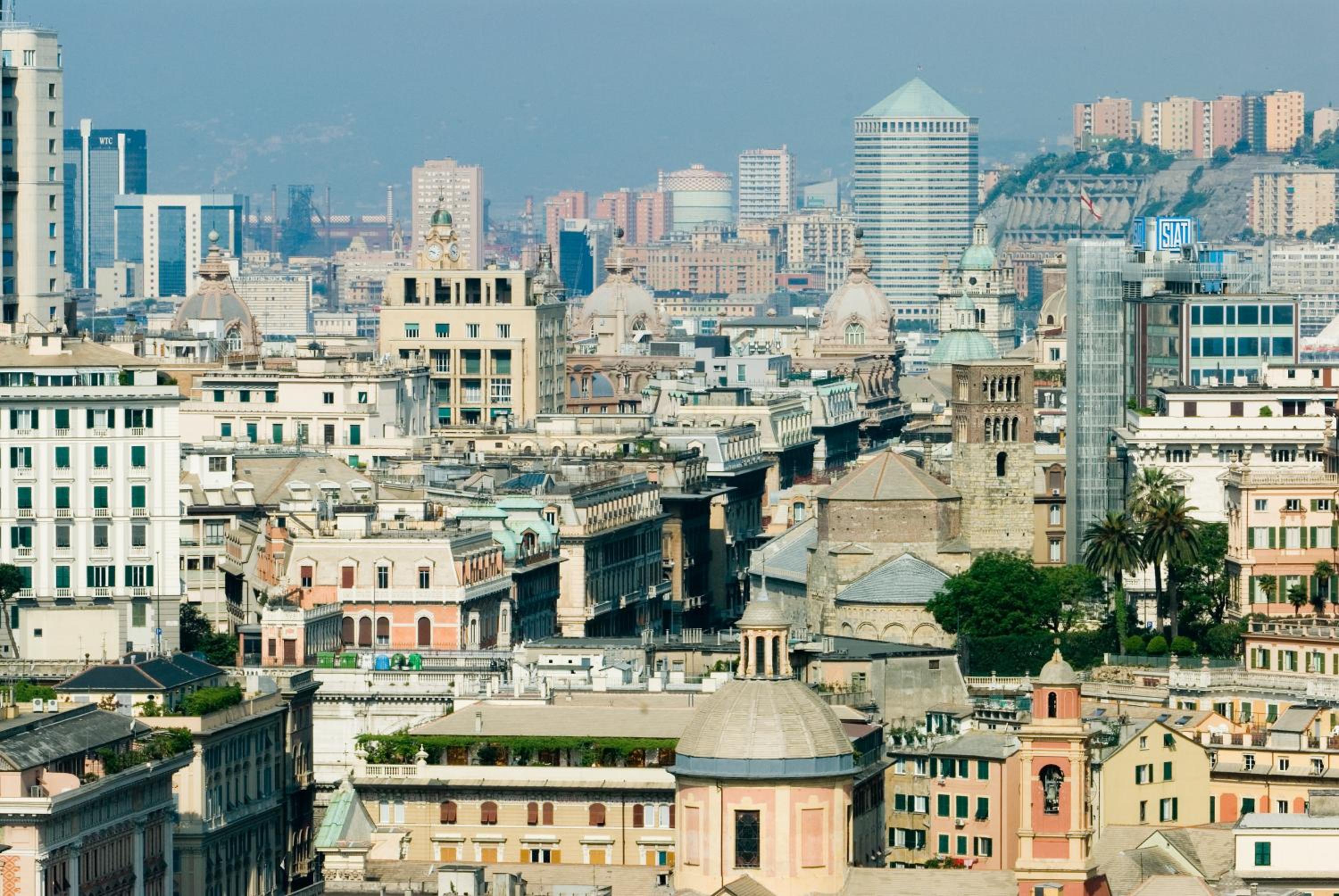 Enjoy breathtaking cityscape views from your room!