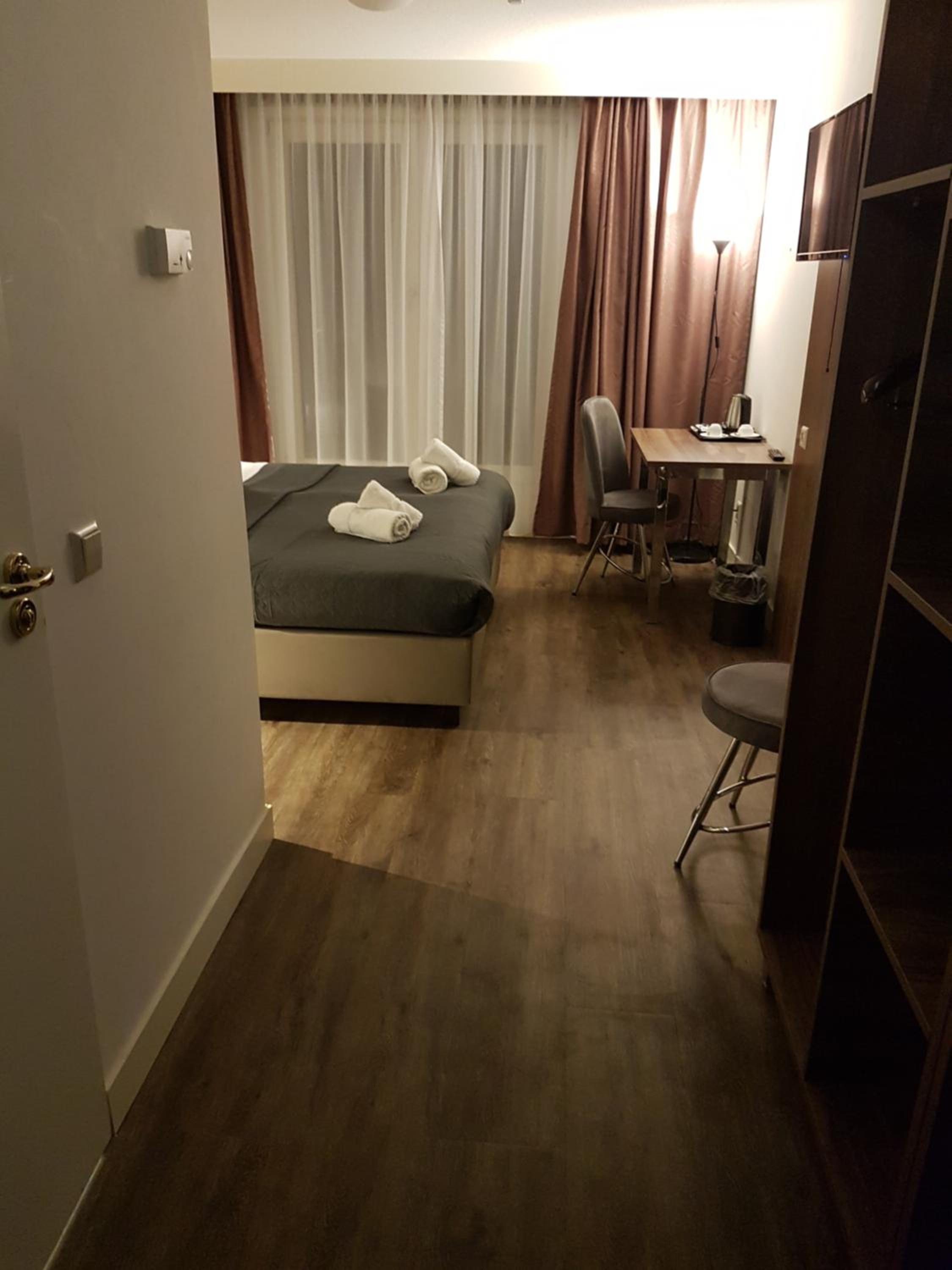 Deluxe Double Room photo 3