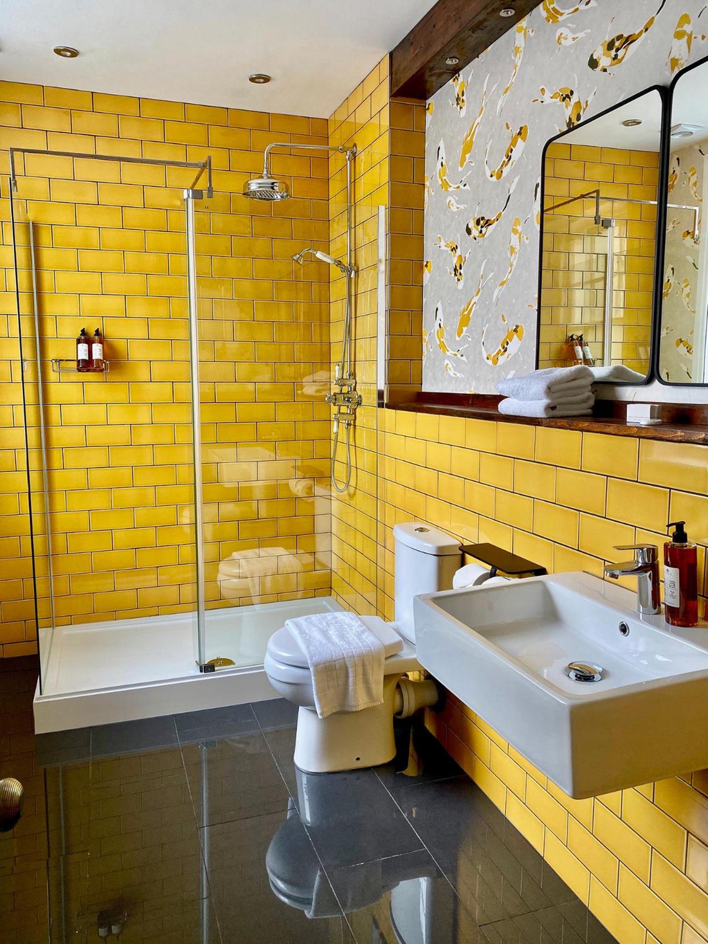 Superior King Room - Photo 6