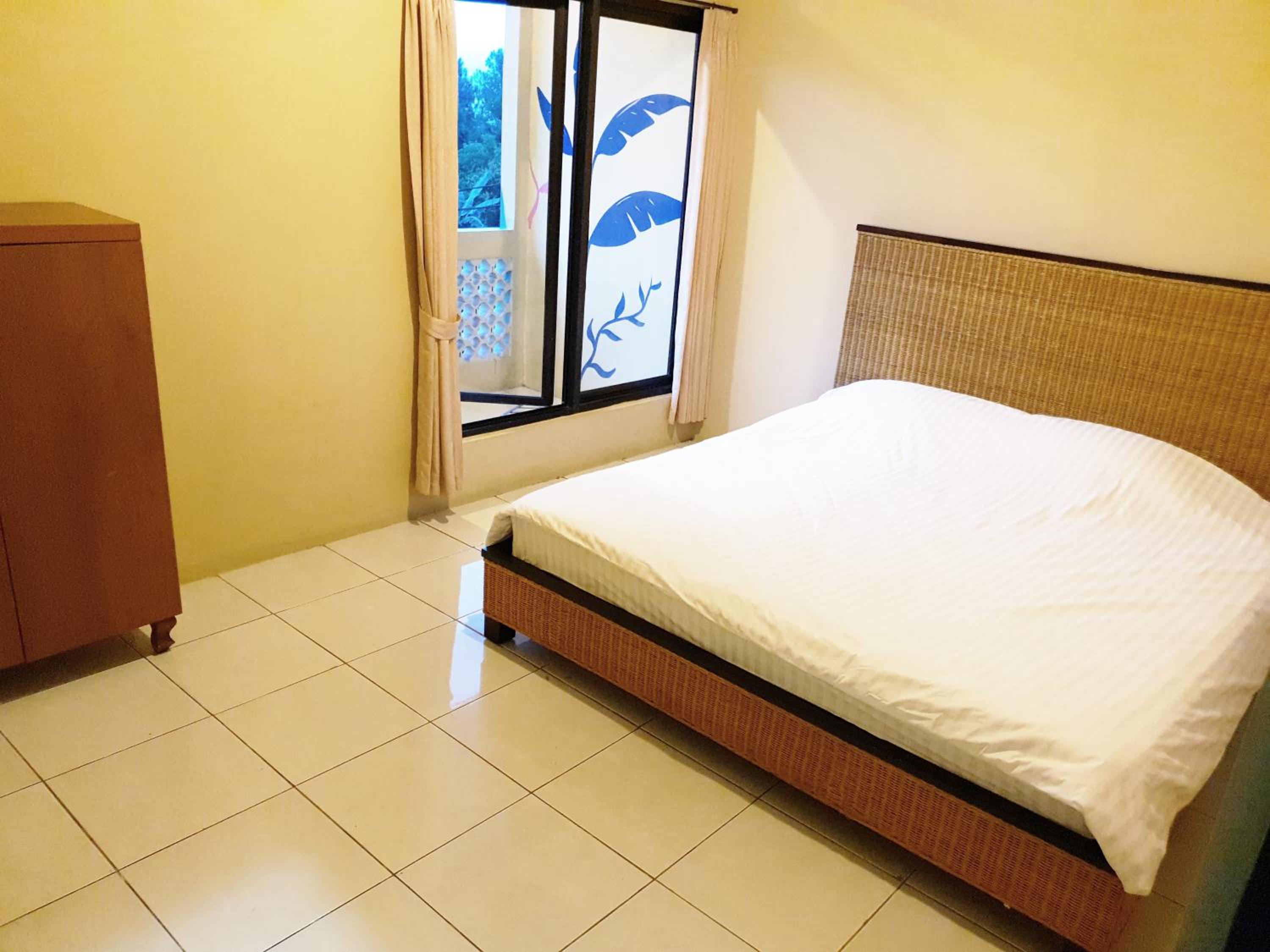 Two-Bedroom Villa - Photo 6