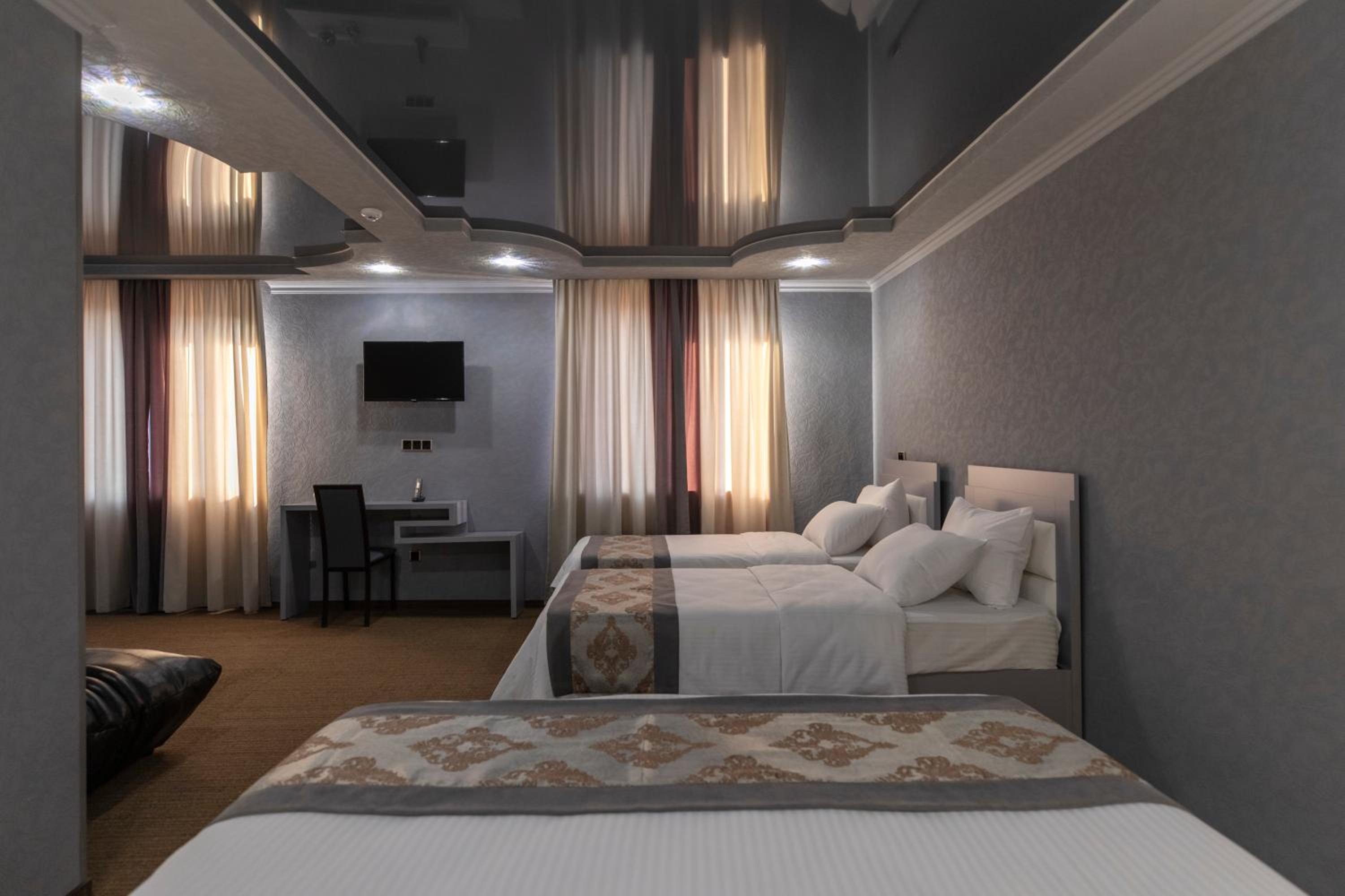Family Suite - Photo 7