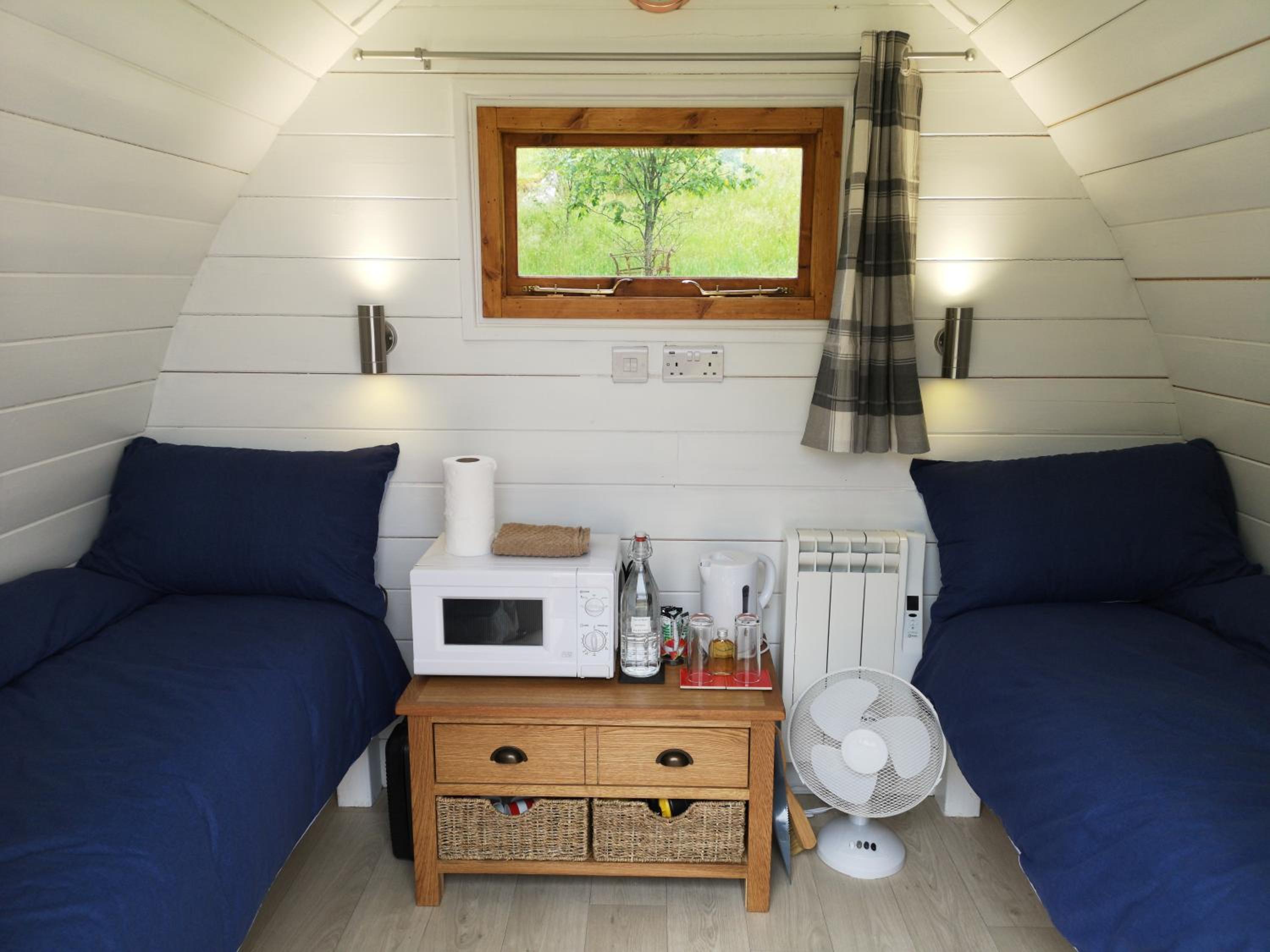 One-Bedroom Chalet - No Pets