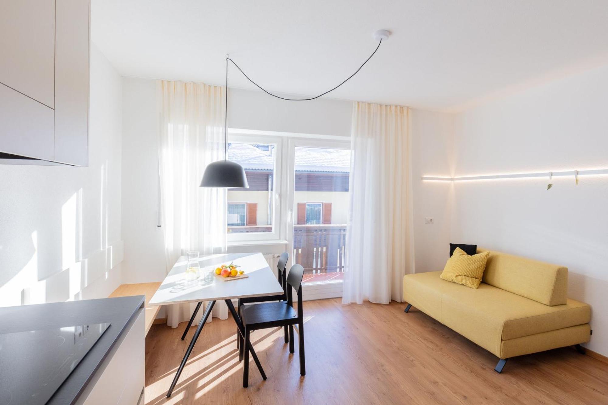Superior One-Bedroom Apartment with Balcony
