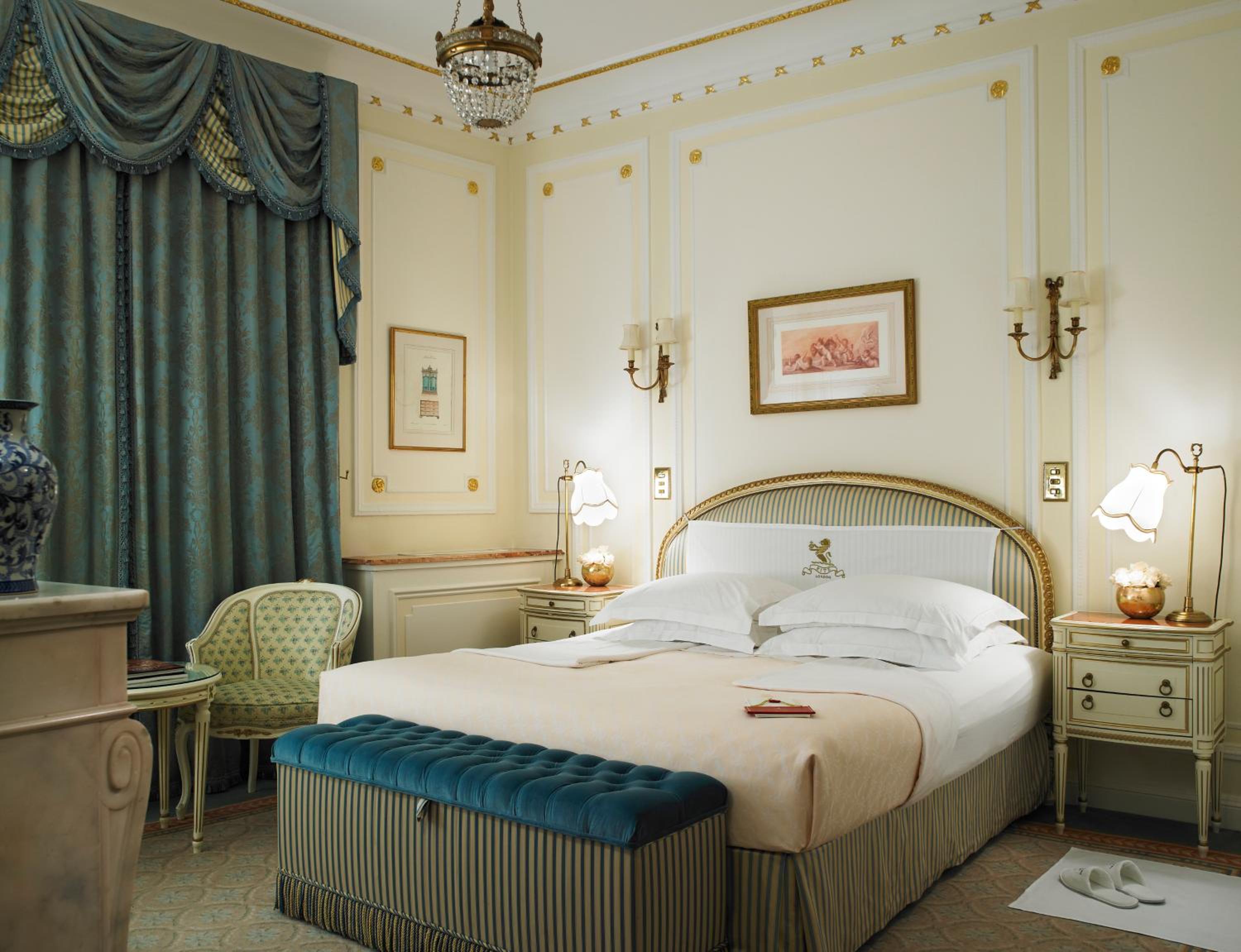 Superior King Room