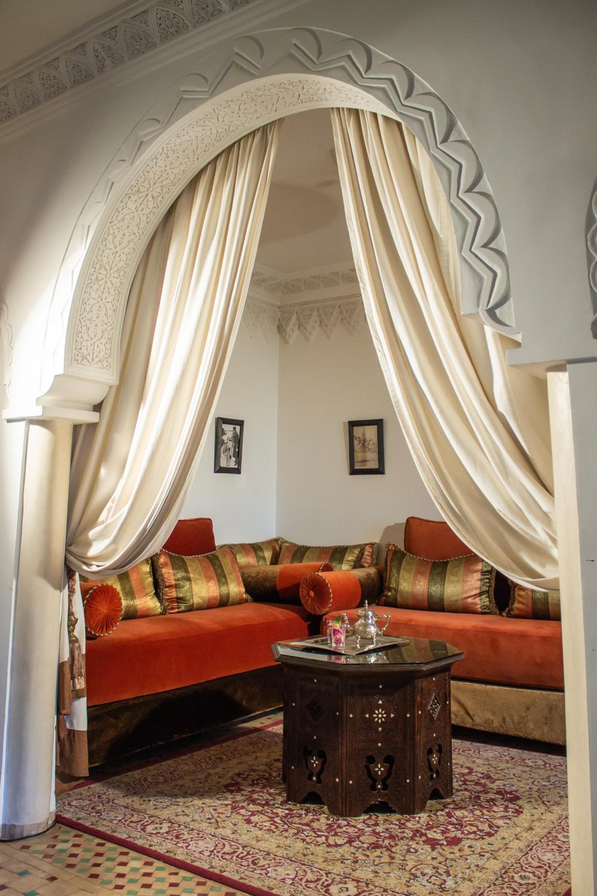 Superior King Suite - Photo 3