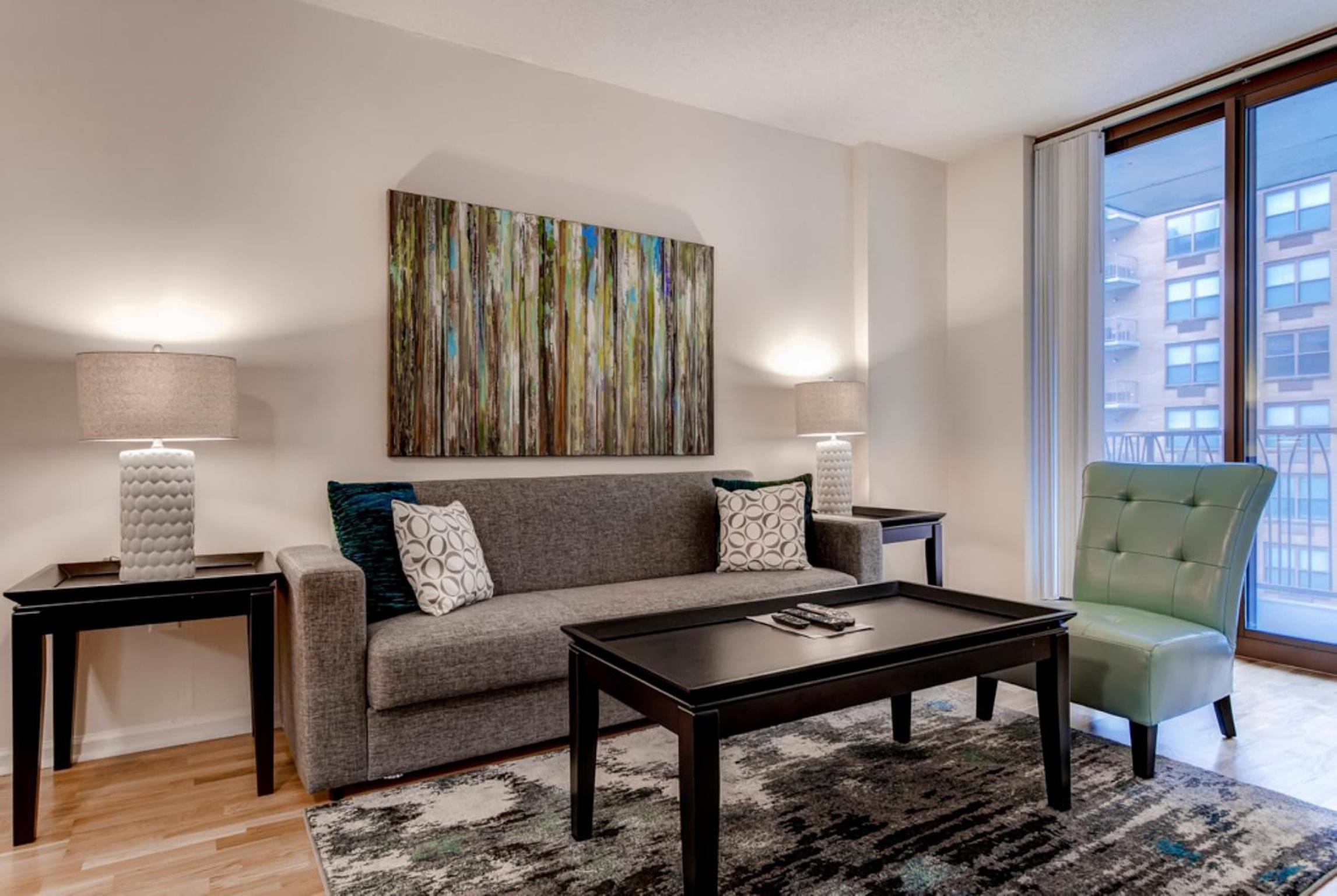 One-Bedroom Apartment photo 2