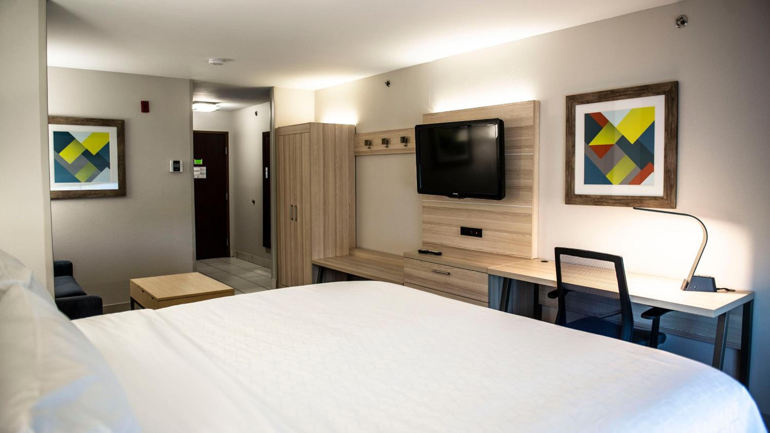 King Suite - Photo 4
