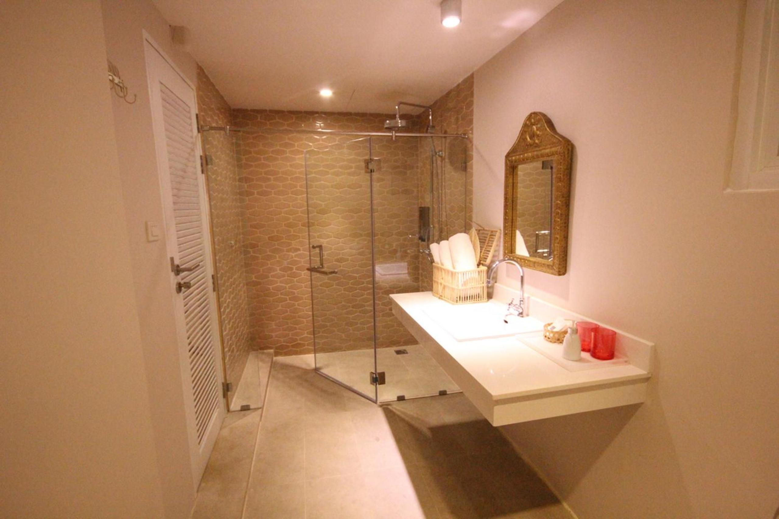 S2 Four-Bedroom Villa - Photo 15